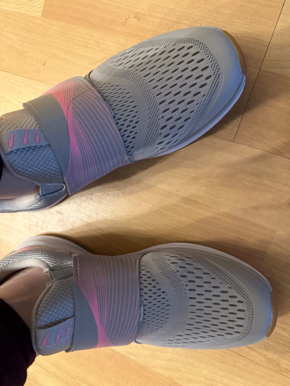 Women's Indoor and Outdoor Cycling Shoes - Comfortable and Breathable - Compatible With SPD Cleats customer photo 2