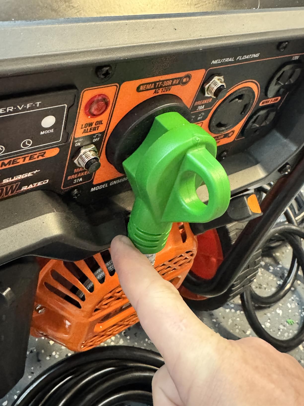 WEN 5600-Watt Portable Generator, 224cc, Transfer-Switch and RV-Ready (GN5600) customer photo 1