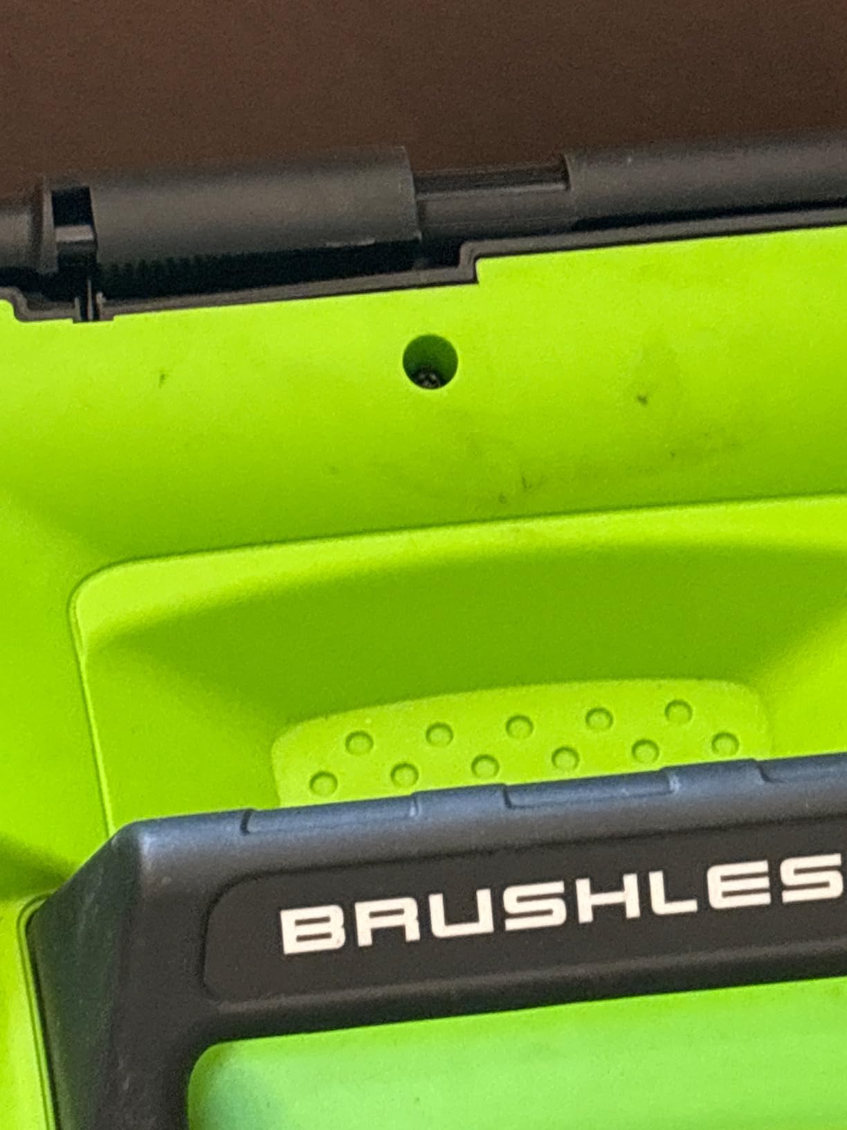 Greenworks 40V 16