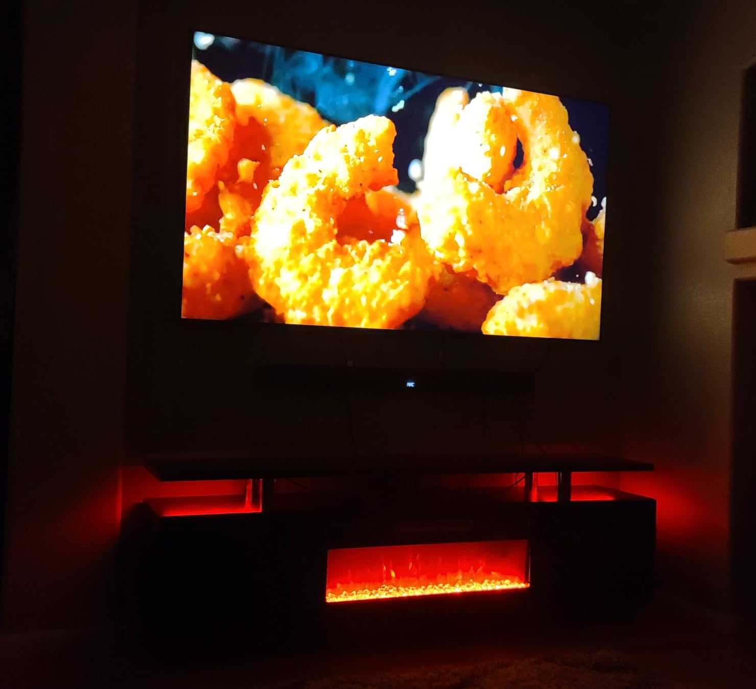 Samsung 85-Inch Class Crystal UHD CU7000 Series PurColor, Object Tracking Sound Lite, Q-Symphony, 4K Upscaling, HDR, Gaming Hub, Smart TV with Alexa Built-in (UN85CU7000, 2023 Model) customer photo 2