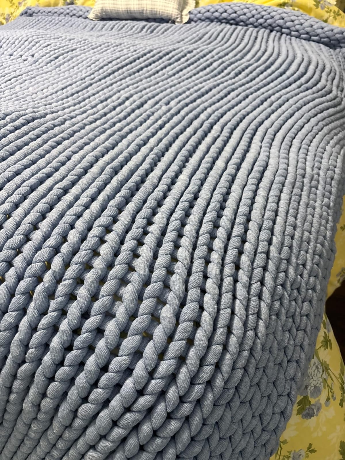 YnM Chunky Throw Blanket, Hand Knitted with Chenille Yarn, Skin Friendly, Ventilated and Breathable, Machine Washable, Home Décor Piece for Couch, Sofa and Bed (Butter Cream, 50x60 Inch) customer photo 1