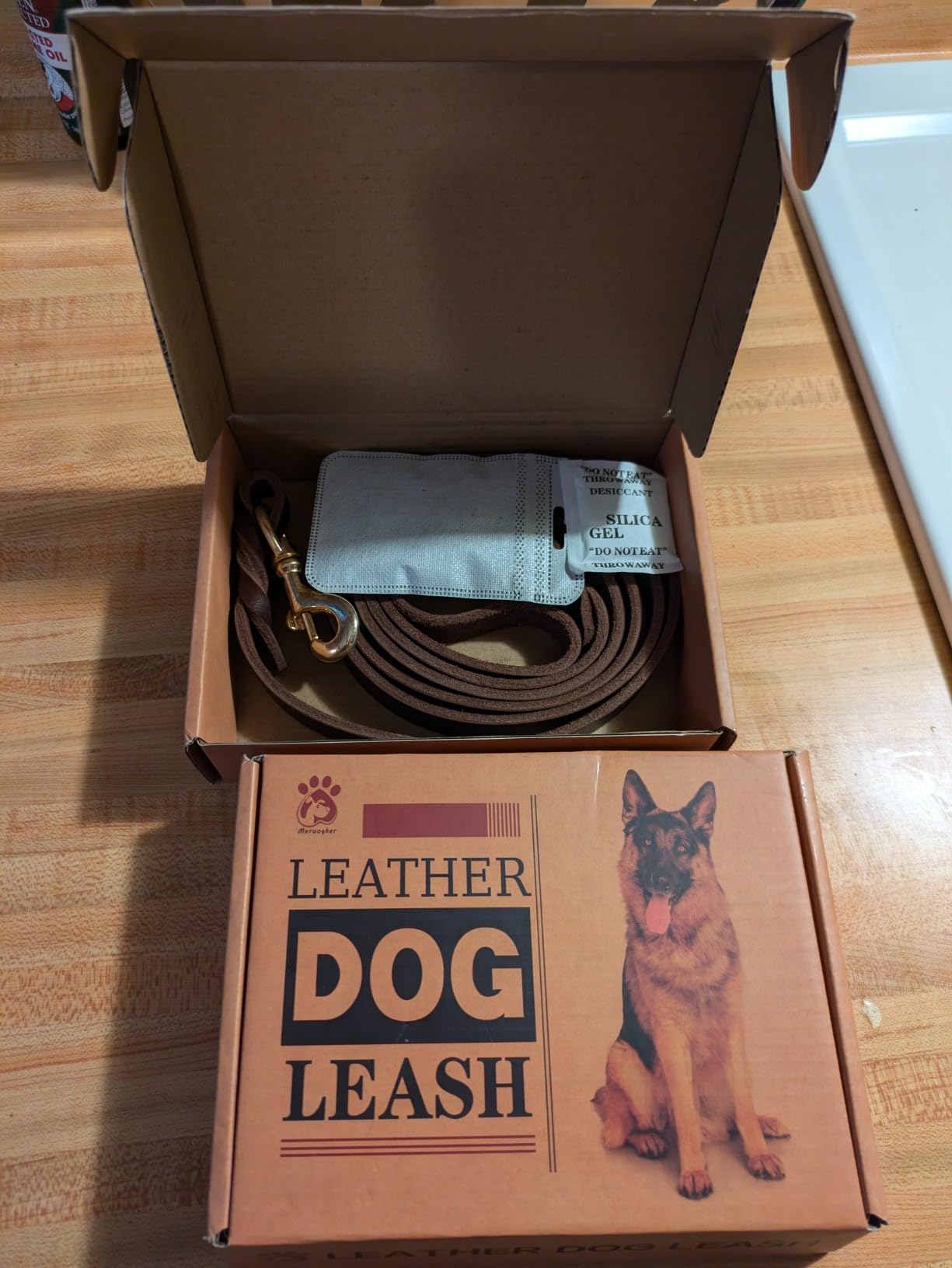 Leather Dog Leash 6ft x 3/4 inch,Strong Heavy Duty Genuine Leather Braided Dog Training Leash, Soft and Comfortable Leather Leash for Large Dogs, Medium Small Dogs (Brown, 6FT*3/4in) customer photo 2