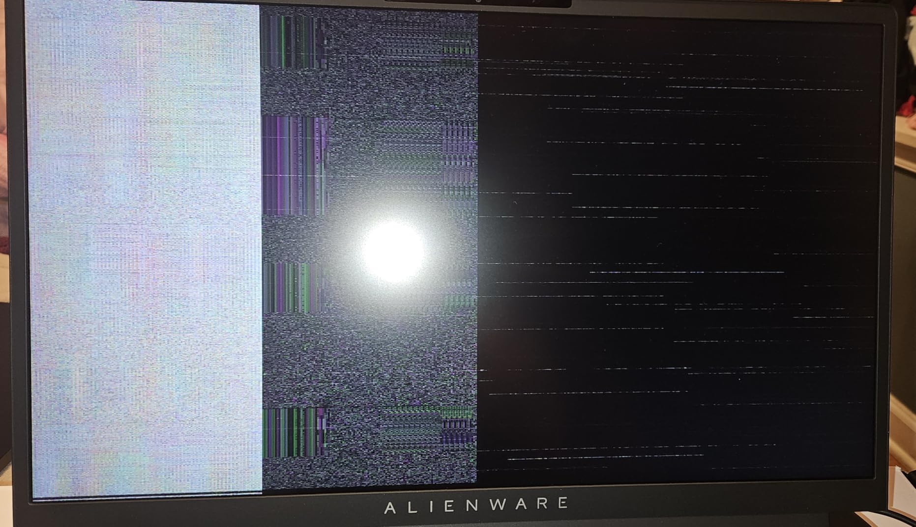 Alienware M17R5 Gaming Laptop - 17.3-inch FHD 480Hz Display, AMD Ryzen 9-6900HX, 32GB DDR5 RAM, 1TB SSD, NVIDIA GeForce RTX 3080 GDDR6, Windows 11 Home, 1 Year Support - Dark Side of the Moon, Black customer photo 2