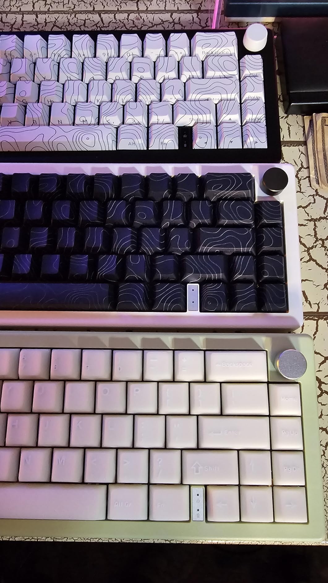 GMK67 65% Mechanical Keyboard Kit, Tri-Mode DIY Keyboard (Black) | Tri-Mode, South-Facing RGB LED, 3/5pin Switches, 66 Keys+1 Knob, Hotswap Socket PCB Gasket Mounted Plate customer photo 2