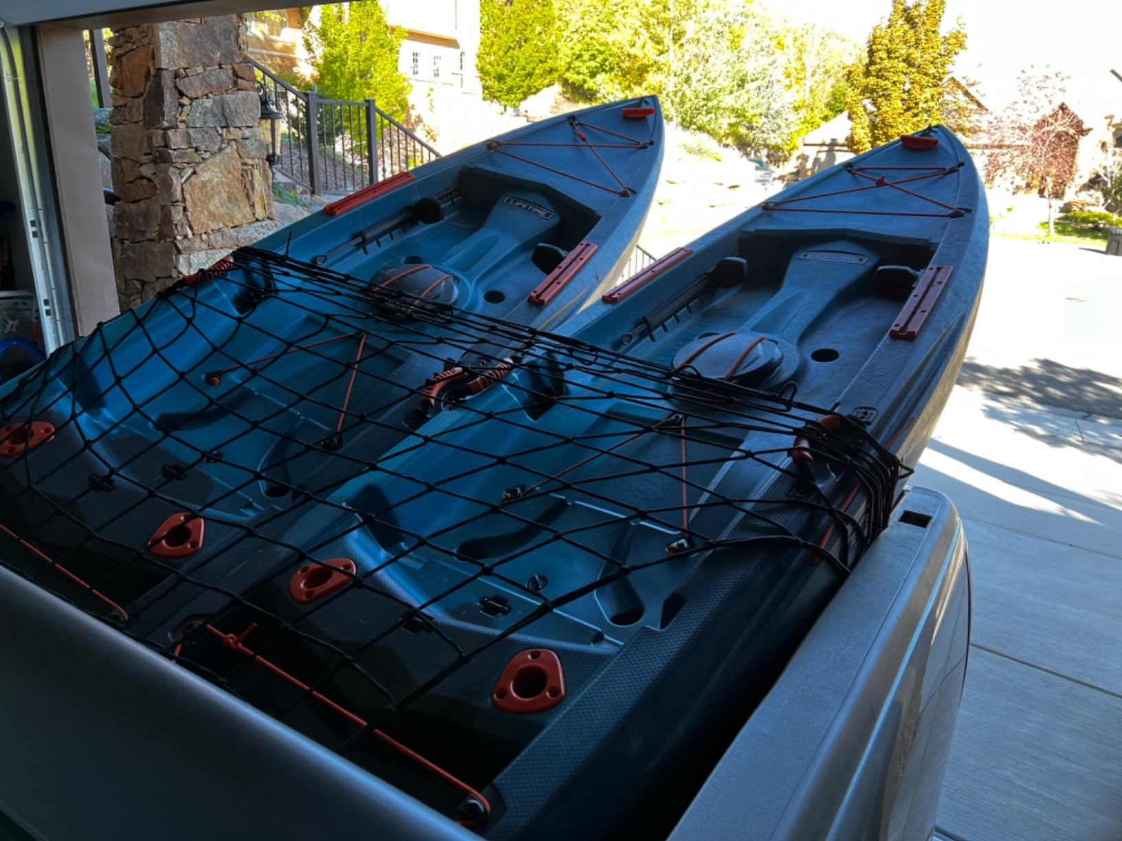 Heavy Duty Cargo Net for Pickup Truck Bed - 4' x 6' Stretches to 10' x 15' | Small 4