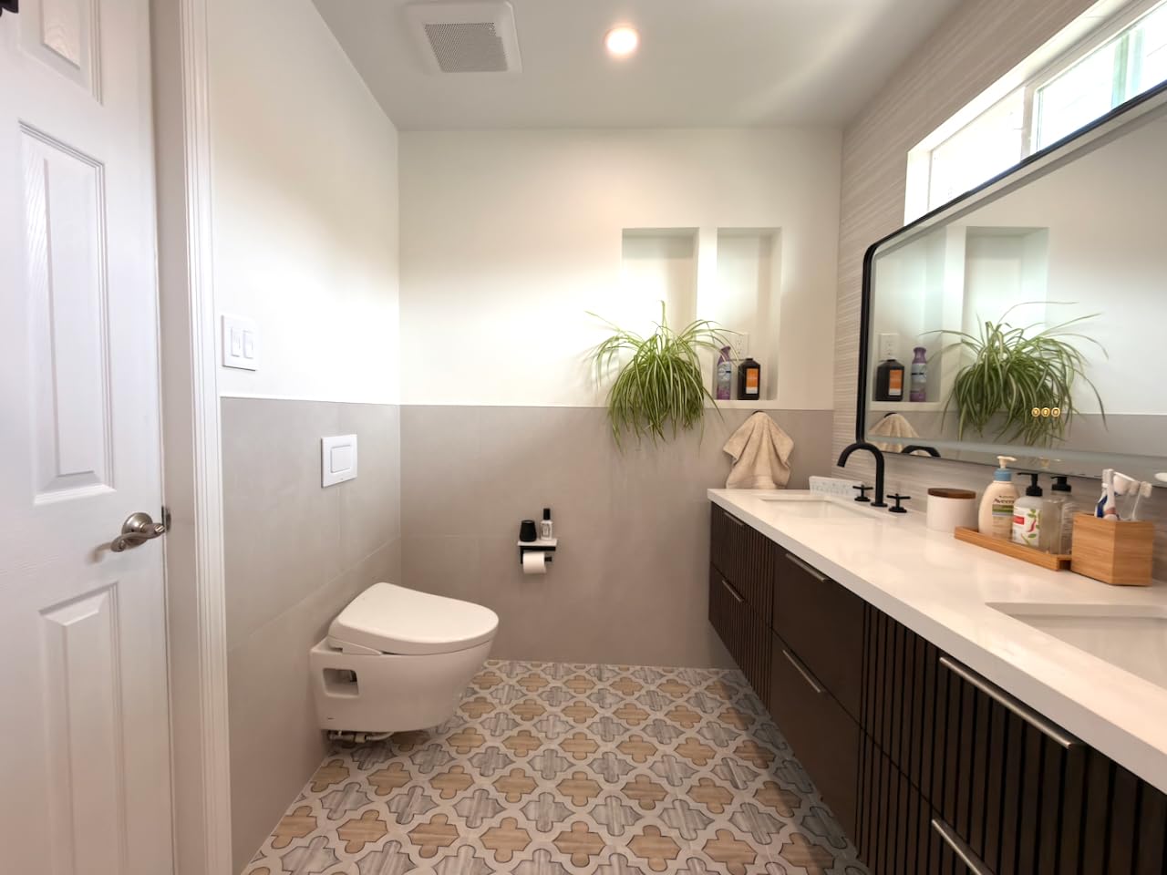 TOTO WASHLET+ S7A Electronic Bidet Toilet Seat with EWATER+ Bowl and Wand Cleaning, Auto Open and Close Contemporary Lid, Elongated, Cotton White - SW4736AT40#01 customer photo 2