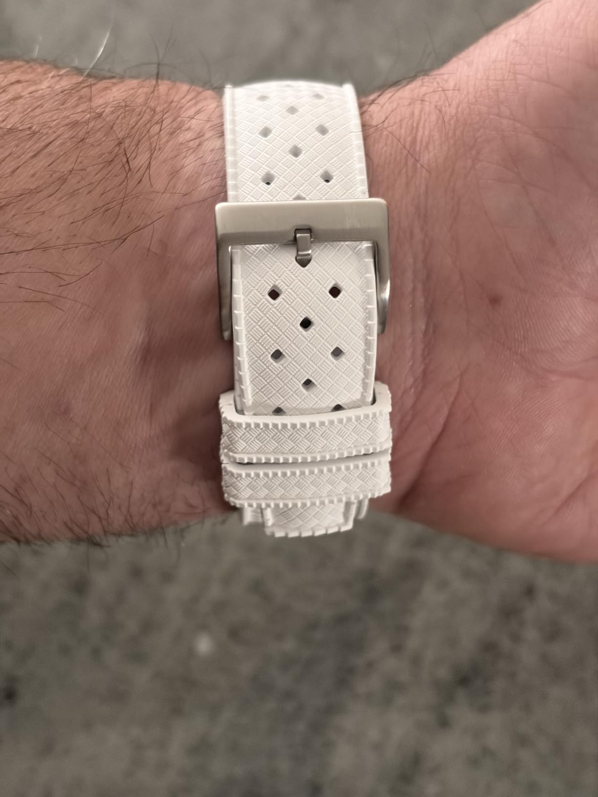 FKM Rubber Watch Strap Quick Release Tropical Style Fluororubber 18mm 19mm 20mm 21mm 22mm Soft Breathable Durable FKM Rubber Watch Band Universal Replacement Band Strap for Men Women customer photo 2