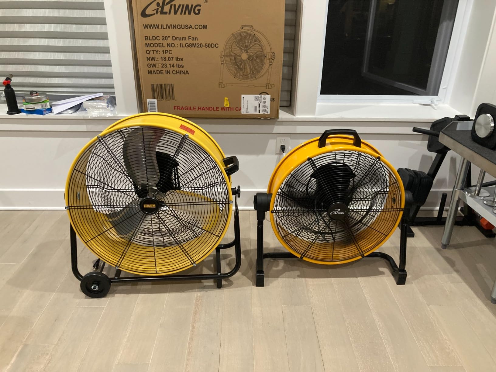 iLIVING 20 Inches 5703 CFM Heavy Duty High Velocity Barrel Floor Drum Fan With DC Brushless Motor, Stepless Speed Adjustment for Workshop, Garage, Commercial or Industrial Environment, UL Safety Listed customer photo 2
