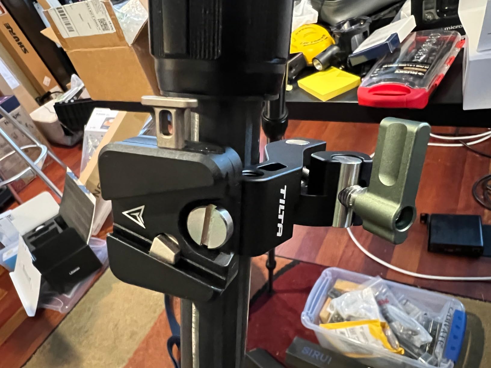 Tilta Pocket V-Mount Battery Plate V2 | Quick Release Design | Universal 1/4