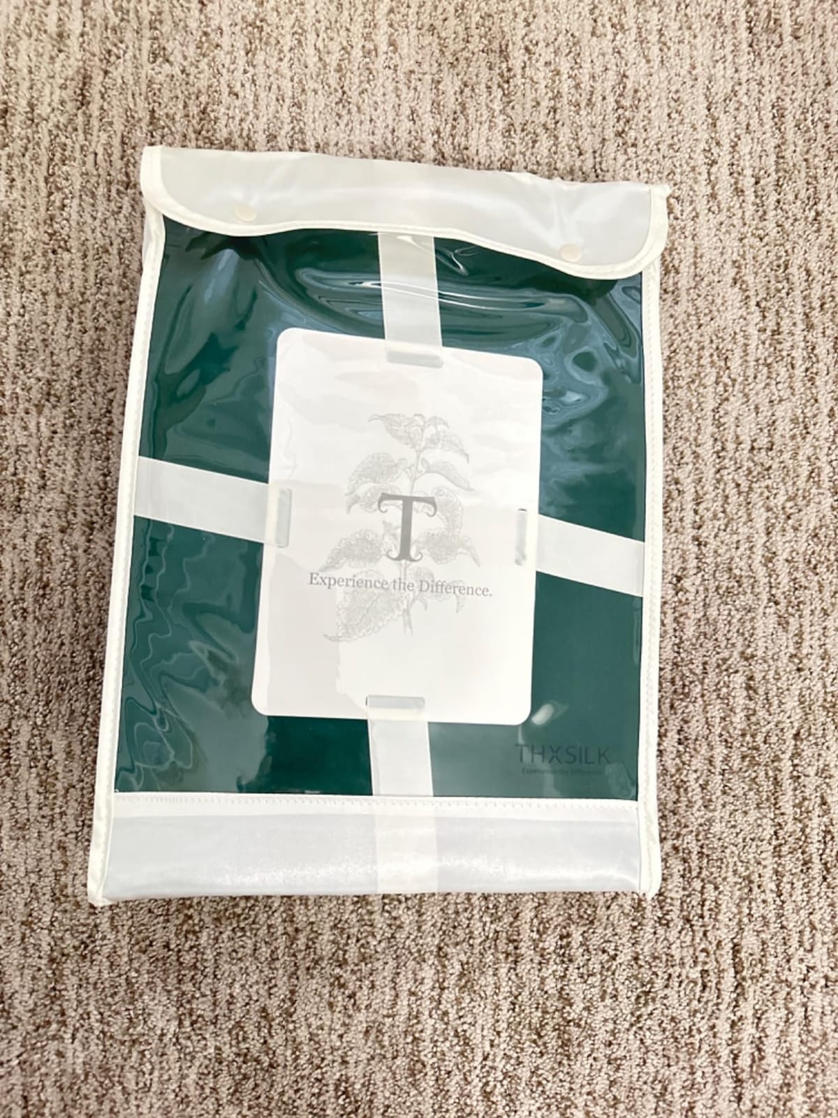 THXSILK 100% Pure Mulberry Silk Duvet Cover Set 3 Piece Grey Queen | 6A+ Grade Silk Sheets Luxury Cooling Breathable Soft Skin-Friendly customer photo 2