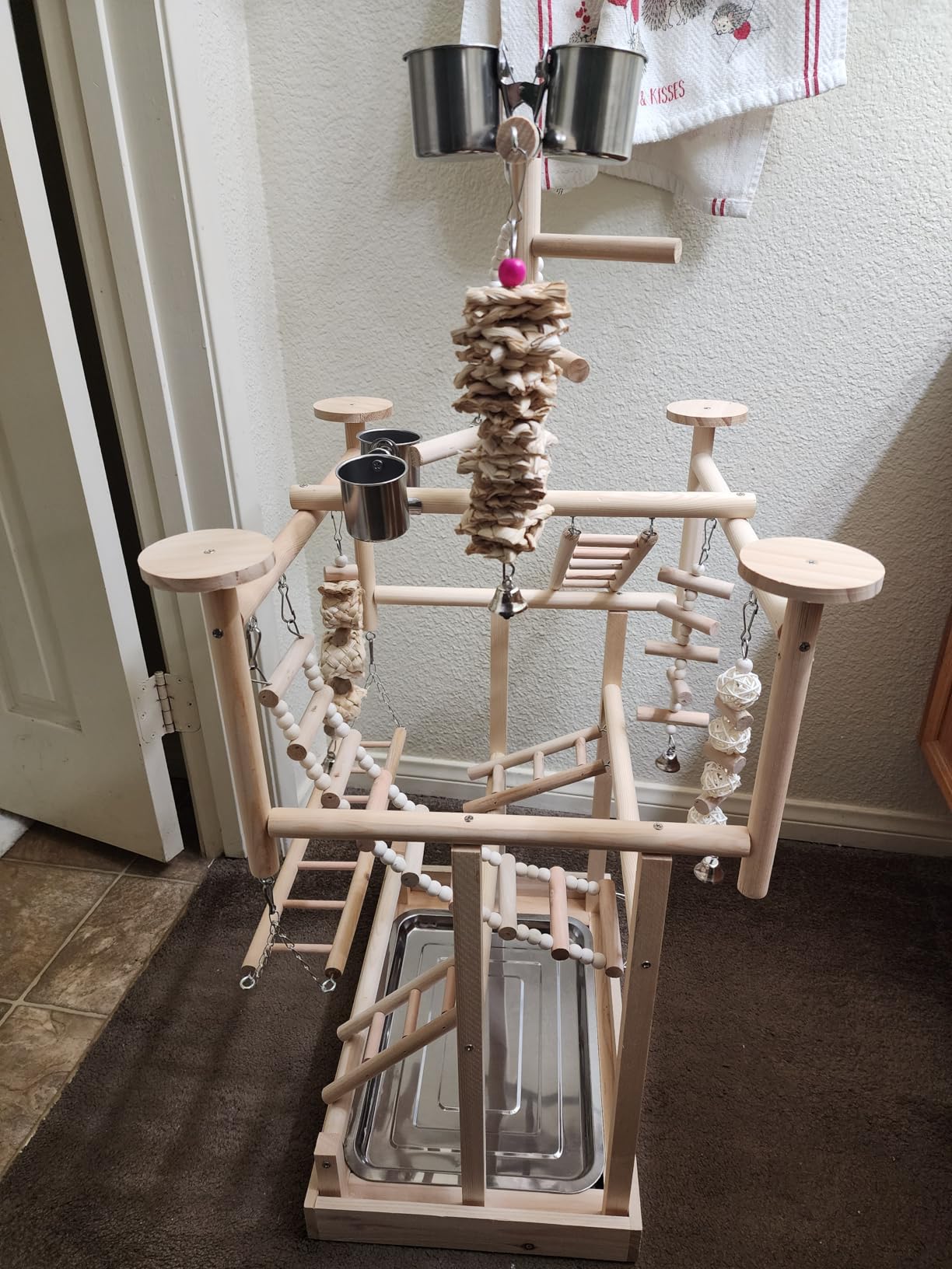 LIMIO Bird Playground - Natural Wood Parrot Playstand with Perches, Bird Play Gym & Accessories, Removable Tray & 4 Stainless Steel Cups customer photo 1