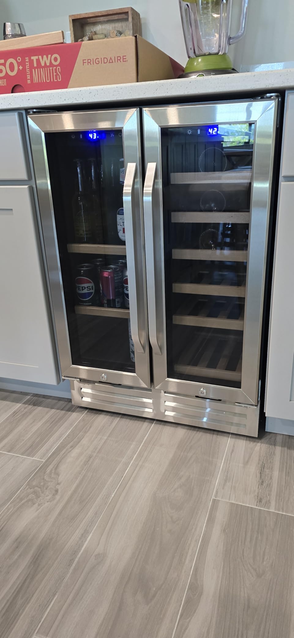 Velivi 24''Beverage Refrigerator Undercounter Wine and Beverage Fridge customer photo 1