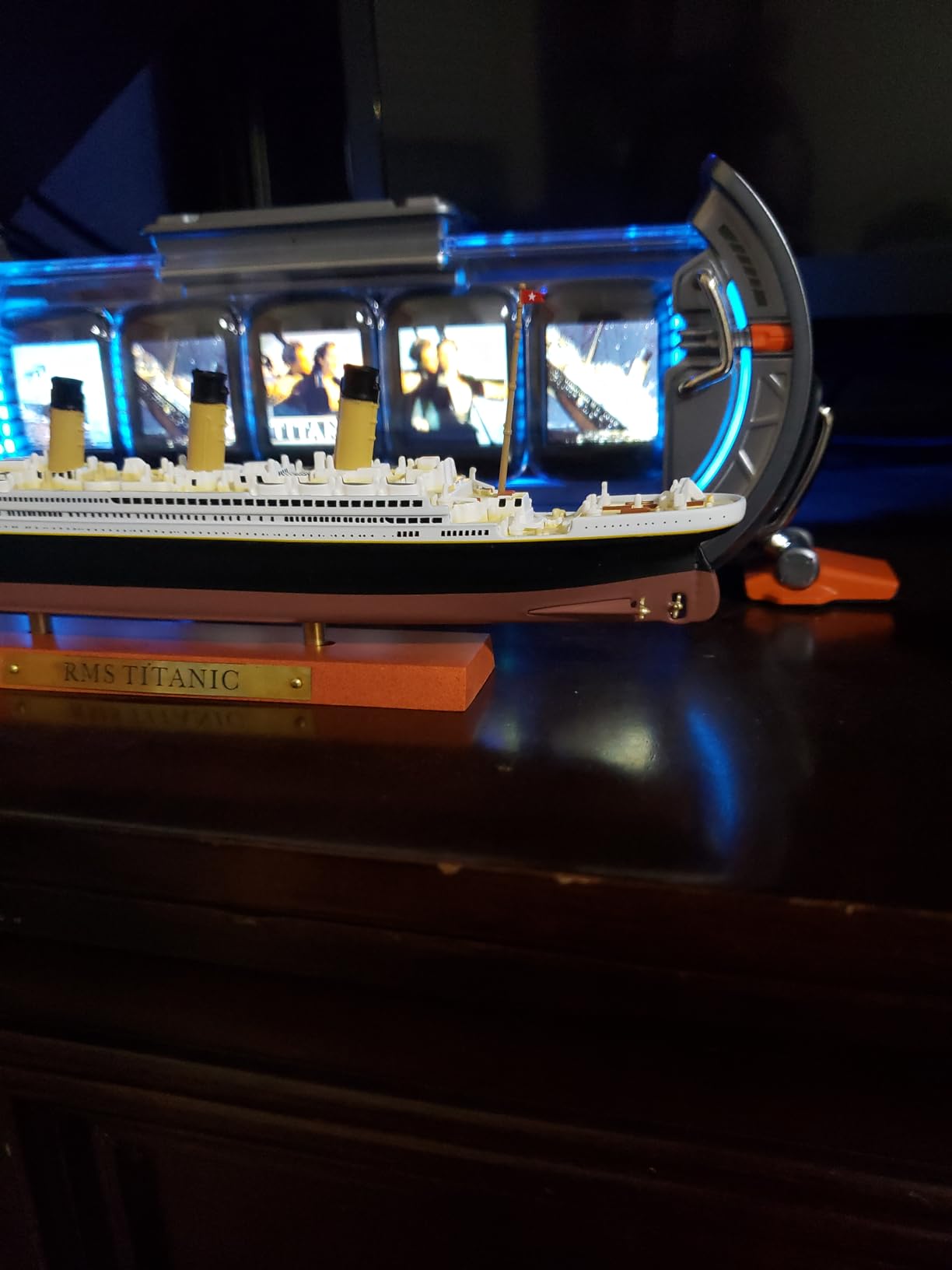 OPO 10 - Transatlantic Liner 1/1250 RMS Titanic customer photo 1