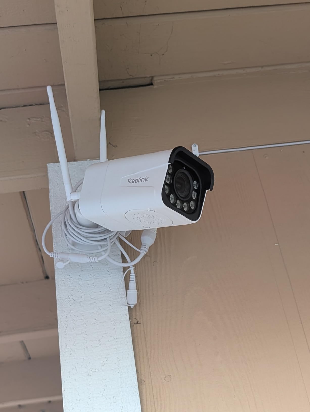 REOLINK 4K Security Camera System, 4pcs Outdoor 8MP Plug-in WiFi 6 Cameras customer photo 1