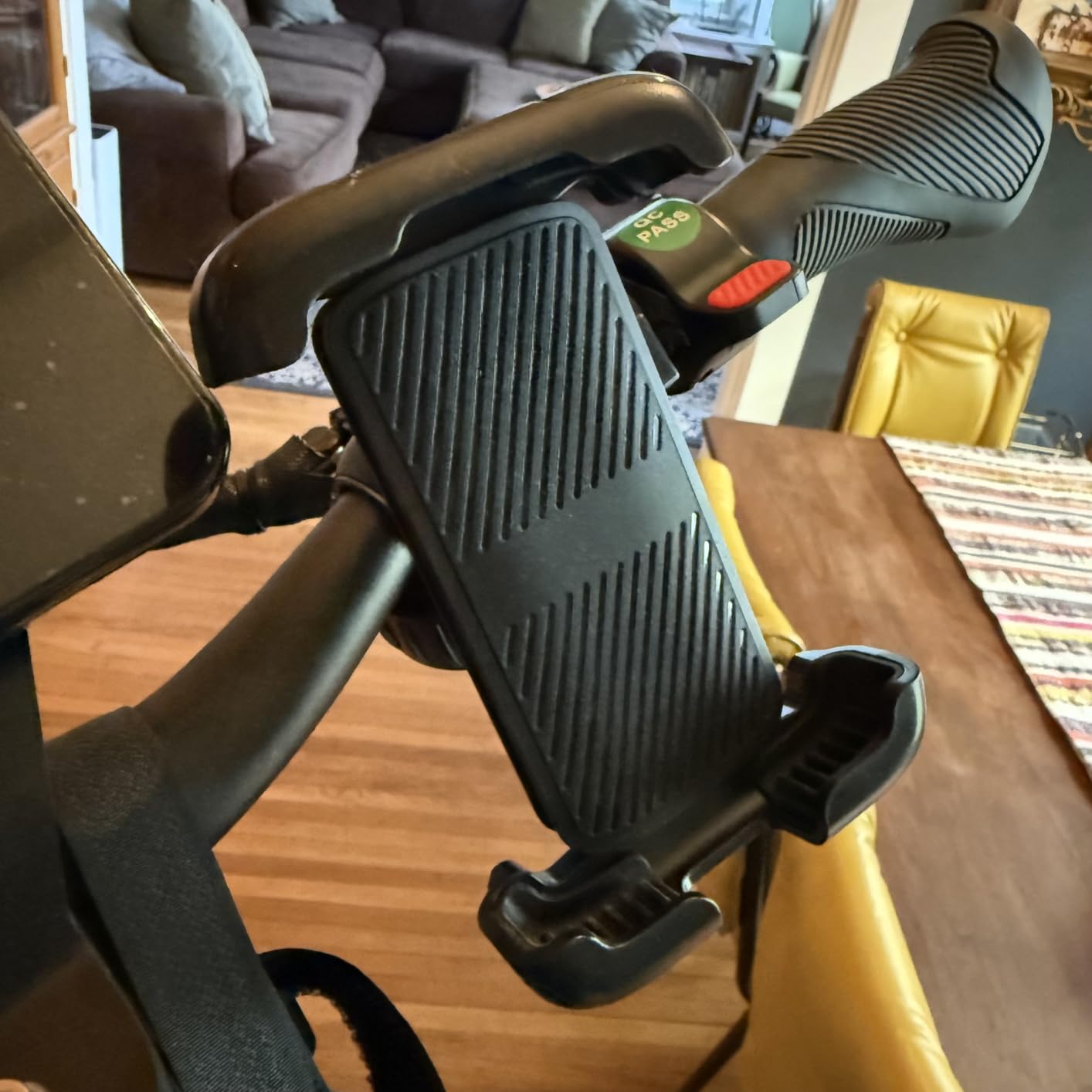 LISEN Bike Phone Holder, [Super Easy Install] Motorcycle Phone Mount Ebike Accessories Bicycle Handlebar Holder Mount customer photo 2