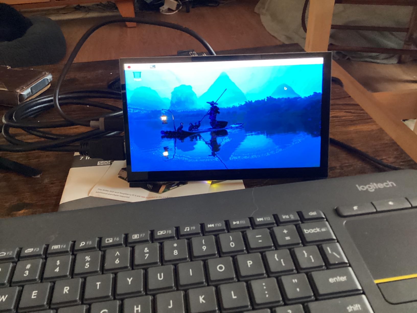 7 Inch Capacitive Touchscreen for Raspberry Pi, 1024x600 IPS LCD Display with Dual-Speaker, HDMI Portable Monitor for Raspberry Pi 5/Pi 4B/3B+/3B/B+/Zero/400, Win11/10/8/7, Free-Driver customer photo 2