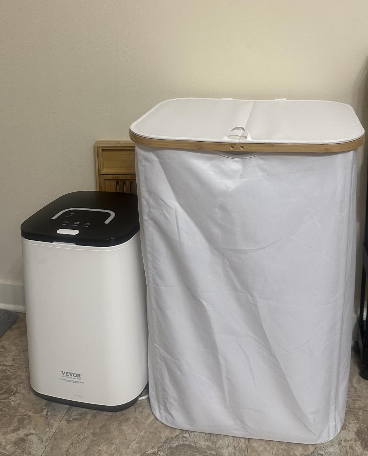 SpaceAid Laundry Hamper with Lid, 110L Large Tall Clothes Basket Bin with Bamboo Handles, Collapsible Laundry Hamper for Bedroom, Bathroom, Dorm, Laundry Room - Grey customer photo 2