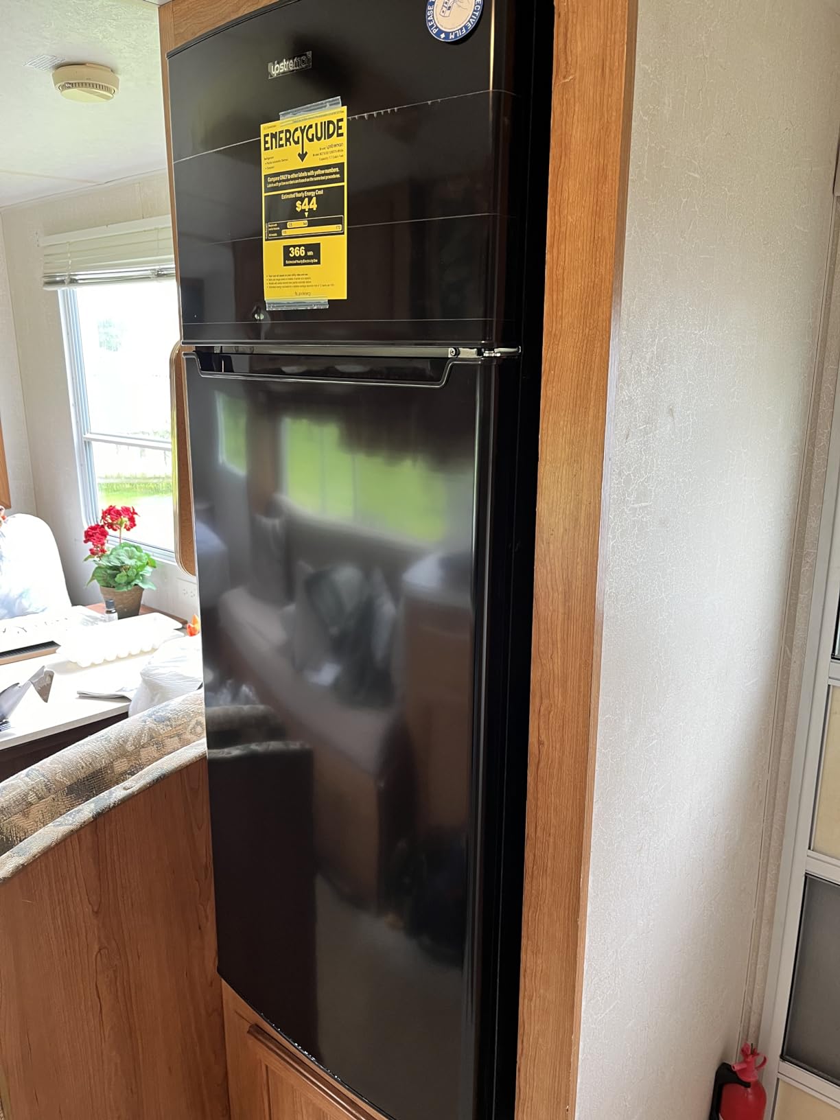 Upstreman 7.7 Cu.Ft. Refrigerator with Freezer Double Door Fridge customer photo 2