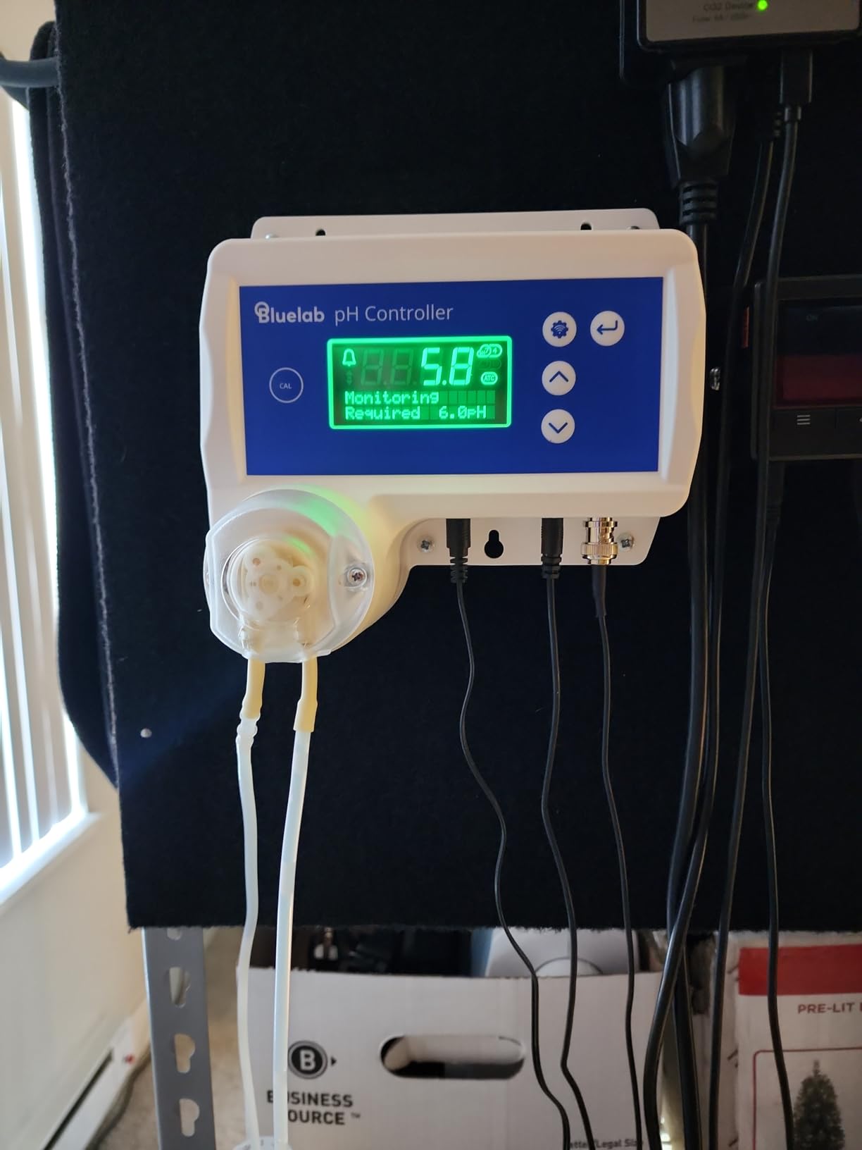 Bluelab pH Controller Wi-Fi, Automated Nutrient Dosing customer photo 1