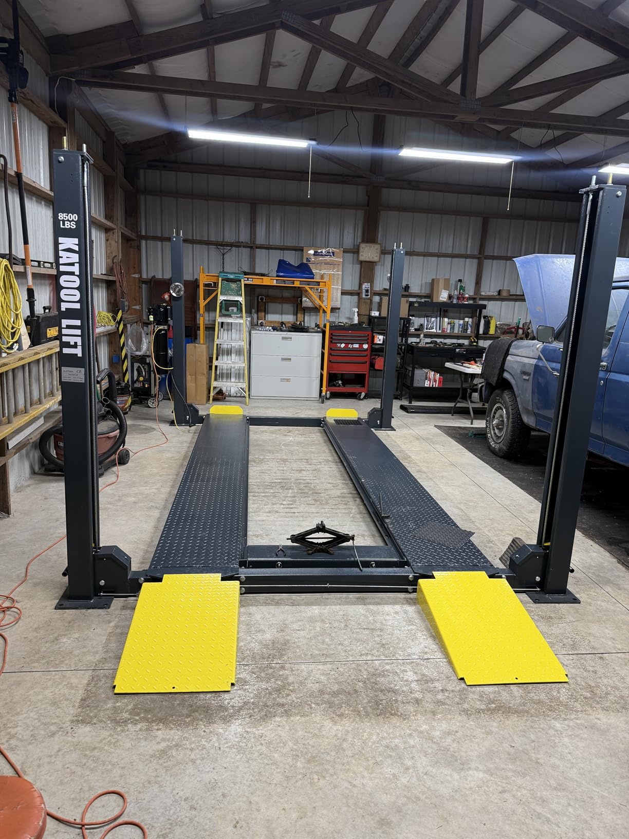 KATOOL 8500 lbs 4-Post Portable Storage Service Car Lift with Casters Kits 70.8