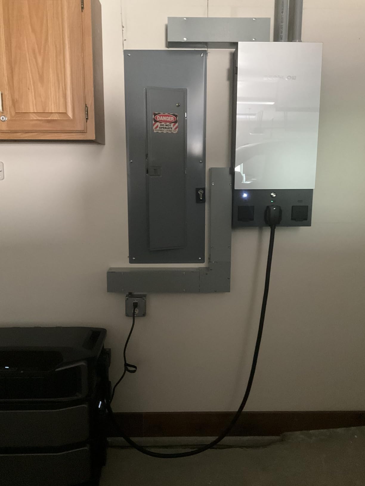 EF ECOFLOW 12kWh Power Station: DELTA Pro Ultra with Extra Battery | 120/240V 7200W AC Output, Lifepo4 Battery, Expandable to 90kWh, Home Backup Power, Solar Generator for Home Use, Emergency customer photo 1
