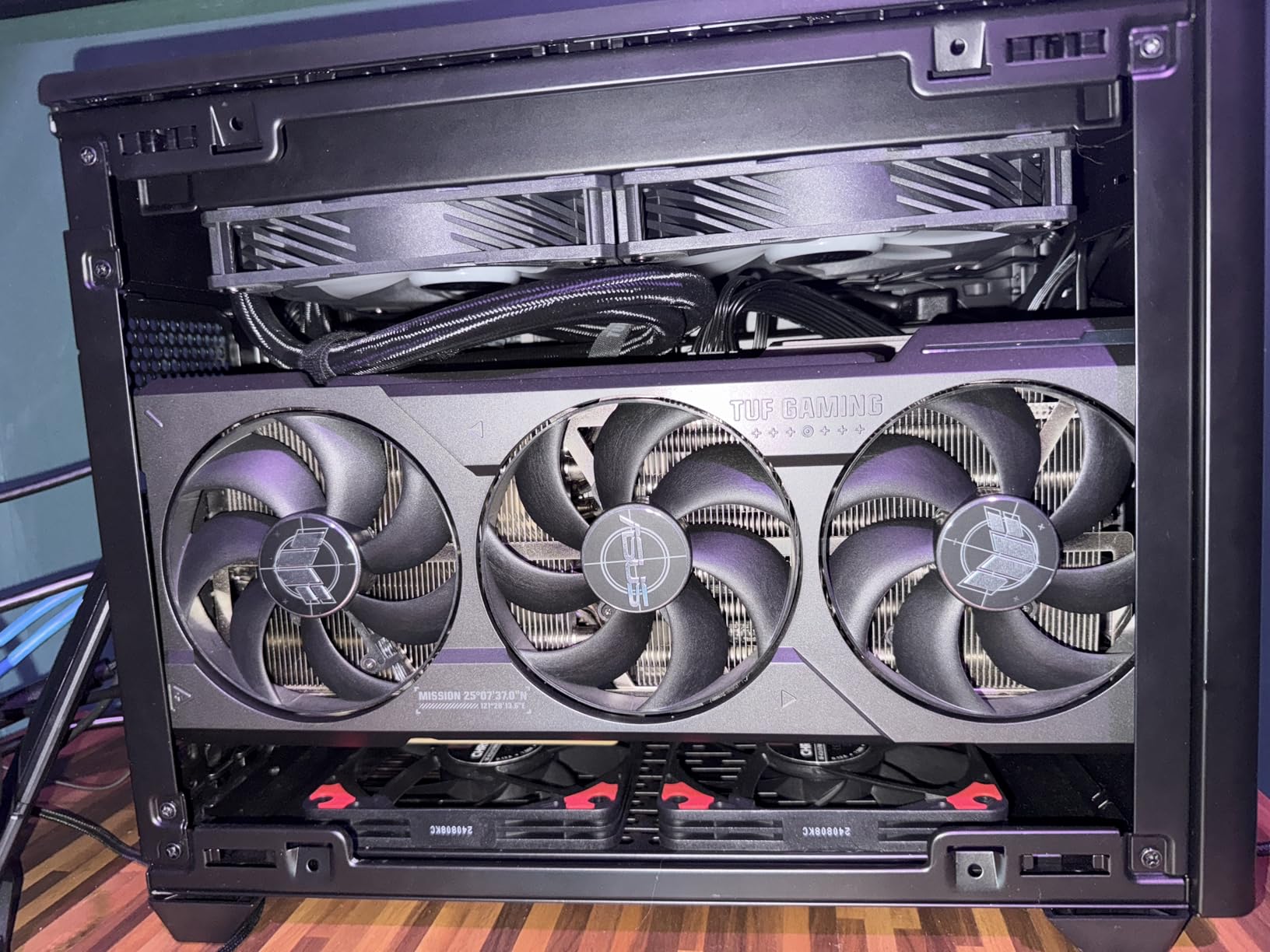Cooler Master NR200P V2 Mini-ITX PC Case Ready, SFX Fit PSU Ready to Install, 280mm AIO Support, 357mm Vertical GPU Mount, Designed Ready Nvidia RTX 5090 | AMD RX 9070 XT, Tempered Glass, DIY customer photo 1