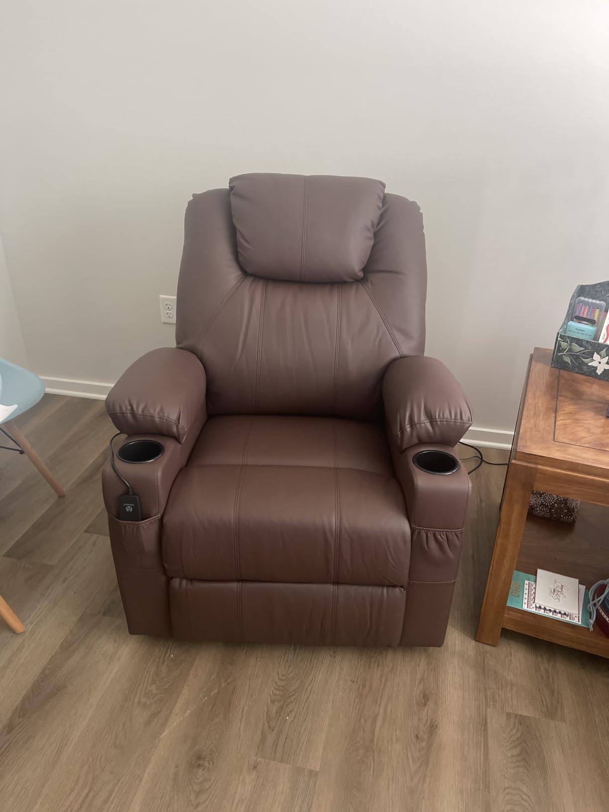 MCombo Power Lift Recliner Chair for Elderly 7141 (Cream White, Small) customer photo 1