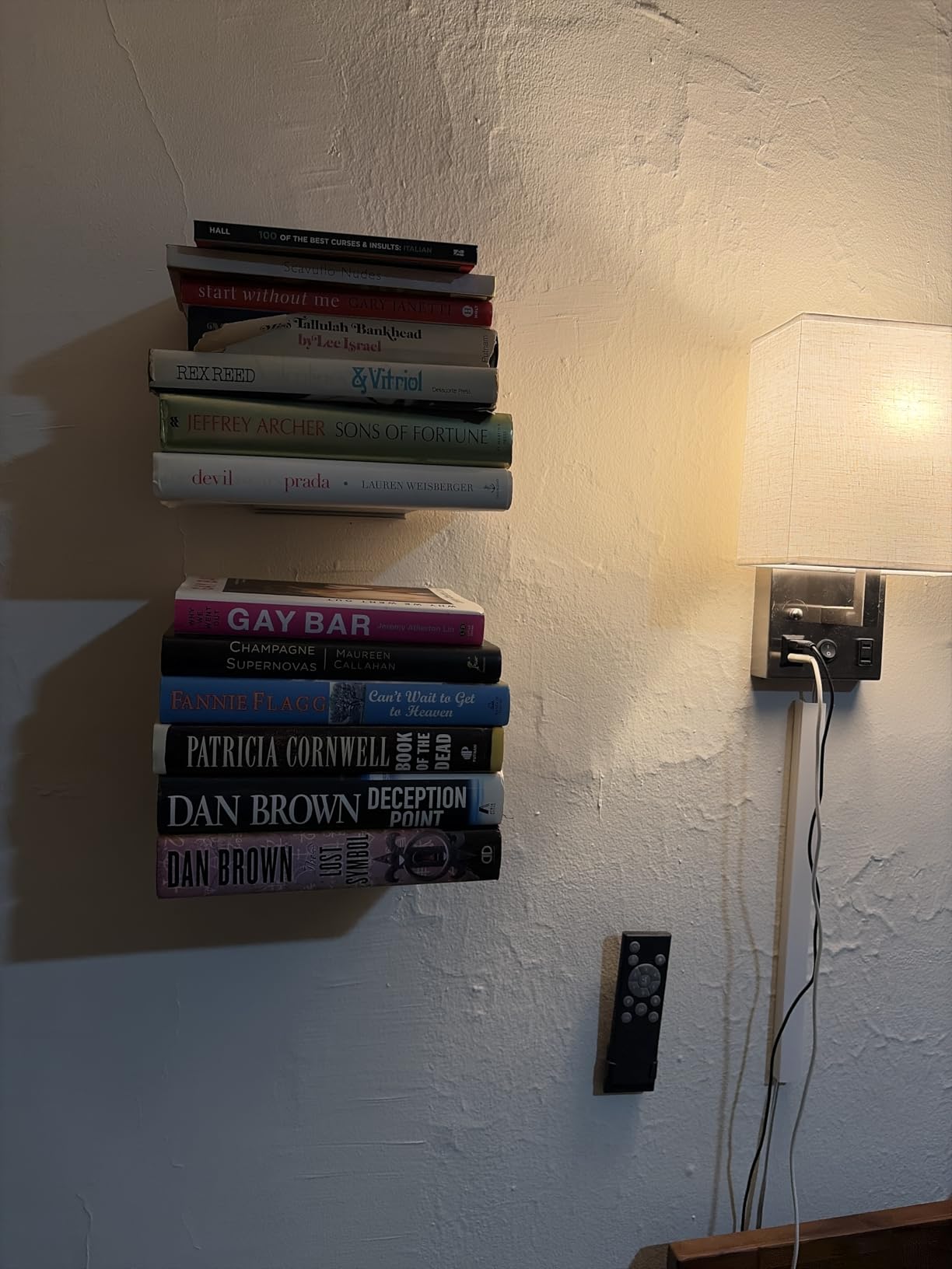 xympo Floating Invisible Bookshelf Wall Mounted (Set of 4) - Aluminum - Turn Books into Floating Shelves customer photo 1