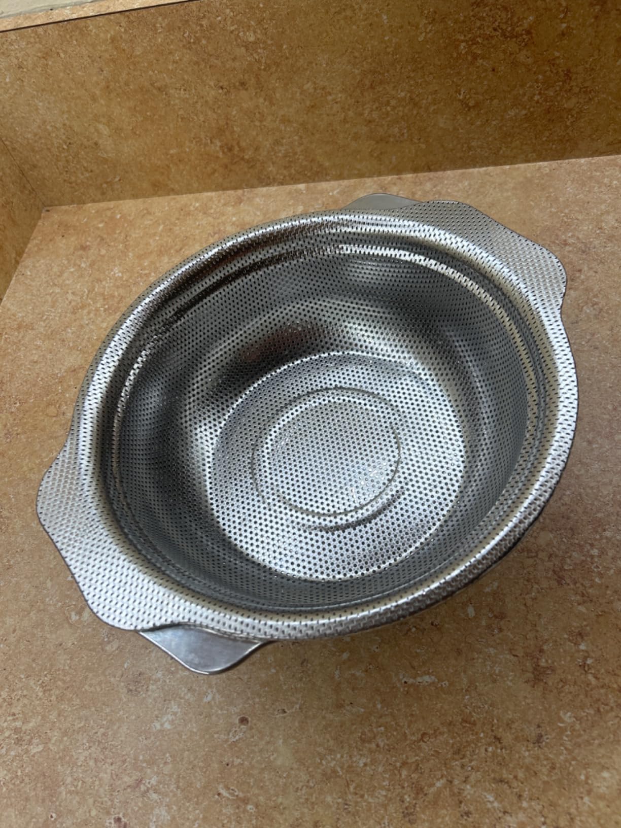 Stainless Steel Colander for Kitchen, 2.5QT Rice Washer Strainer with Mixing Bowl, Colander Bowl Set with Microporous for Washing Rice, Pasta, Spaghetti, Fruits, Dishwasher Safe(2PC) customer photo 2