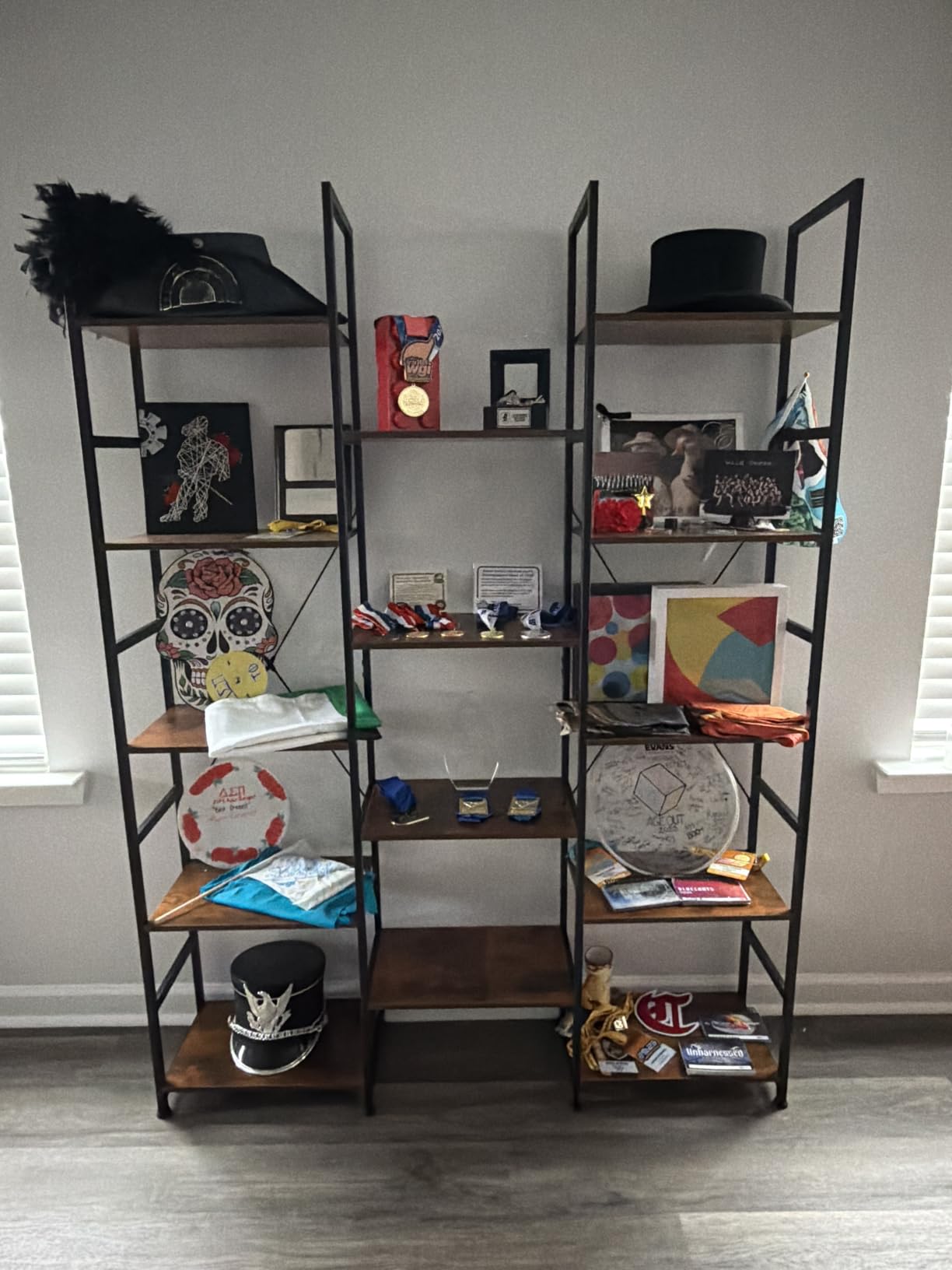 NUMENN Triple Column 5 Tier Bookshelf with 14 Adjustable Shelves, Vintage | Metal Frame & Wood Shelves, Open Freestanding Storage Unit with Supporting Bars for Bedroom, Living Room and Home Office customer photo 2