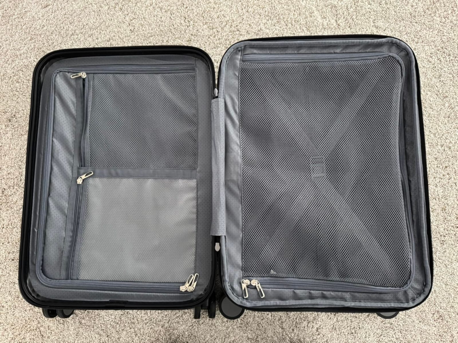 KROSER Hardside Expandable Carry On Luggage with Spinner Wheels & Built-in TSA Lock, Durable Suitcase Rolling Luggage with USB Port, Carry-On 20-Inch, Dark Green customer photo 1