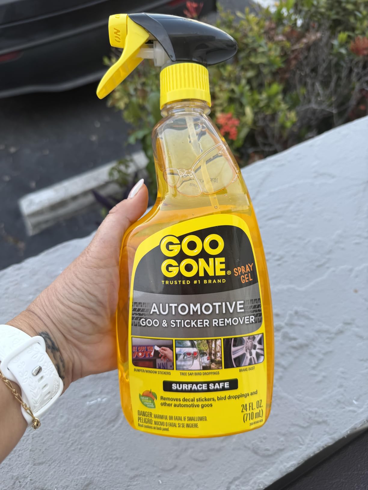 Goo Gone Automotive Adhesive Remover, Goo & Grime Cleaner for Bumper Stickers, Decals, Tree Sap, Brake Dust, Bird Droppings, Gum, Spray Paint, Asphalt, 24 oz with MicroFiber Buffing Towel customer photo 1