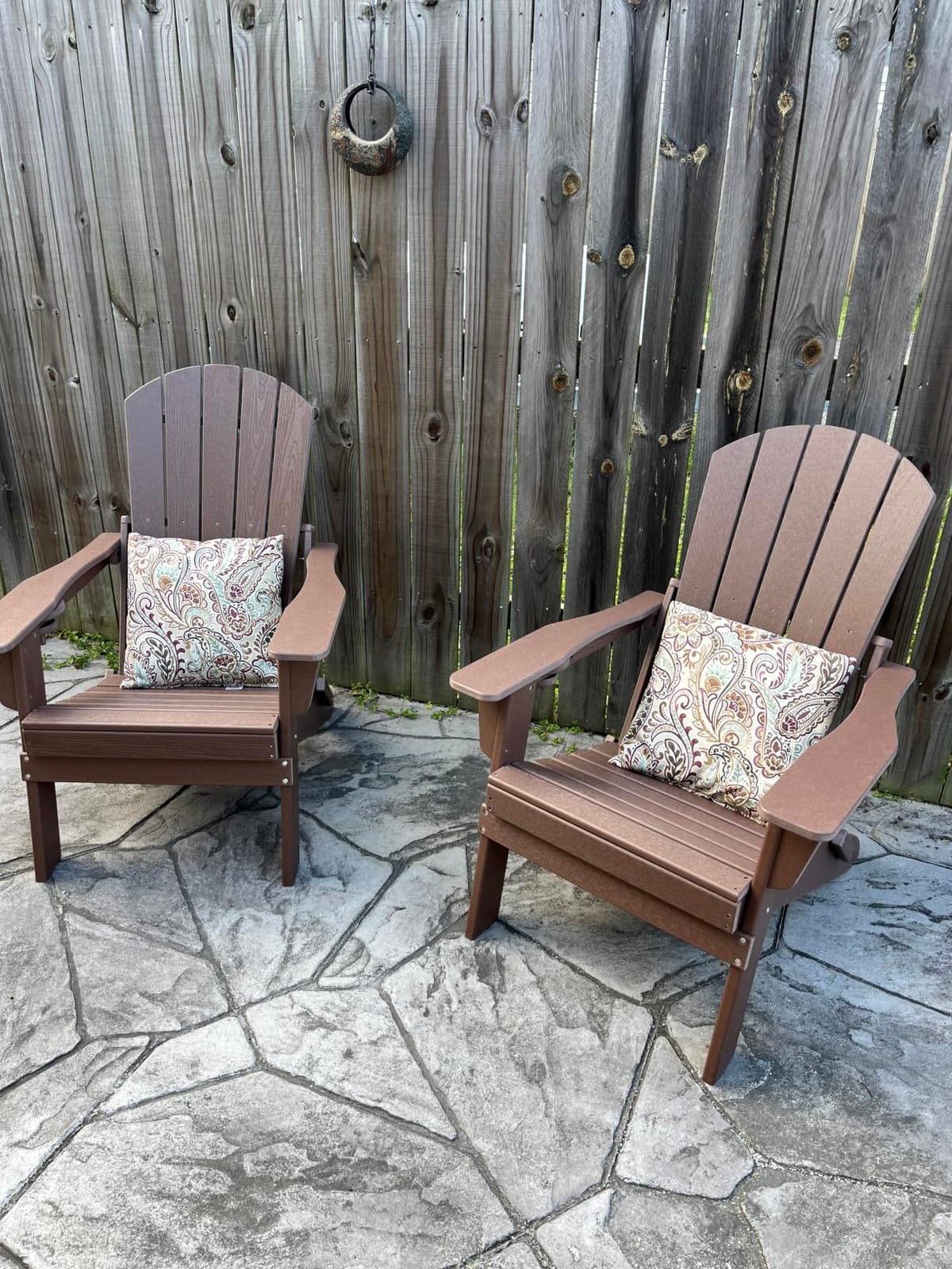 Plawdlik Folding Adirondack Chair Set of 4, Cup Holder, Wooden Textured, Heavy All-Weather HDPE Comfortable Set Poolside Backyard Lawn Black customer photo 1
