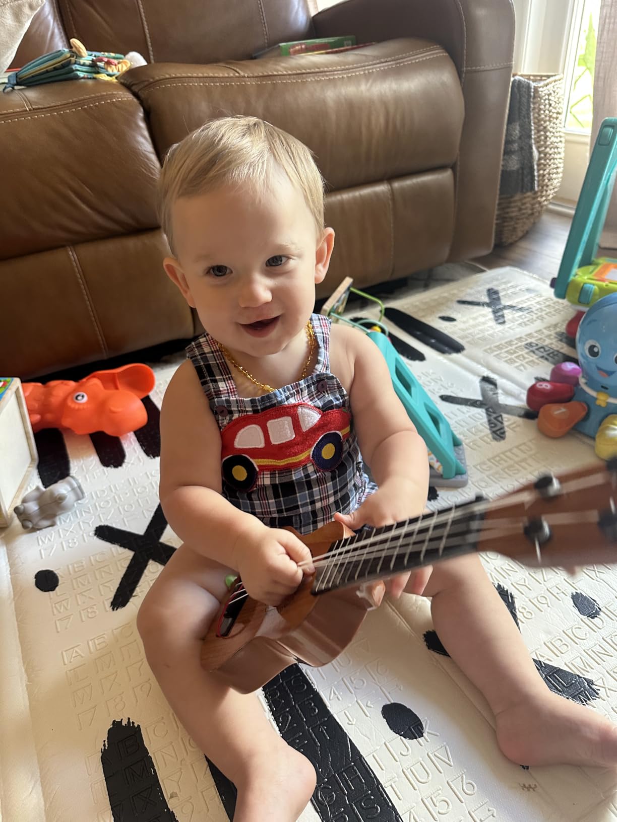 Kids Toy Ukulele Guitar, 17 Inch Classical Guitar Musical Toy, 4 Strings Guitar Ukulele Educational Learning Toy for Toddlers and Preschoolers customer photo 1
