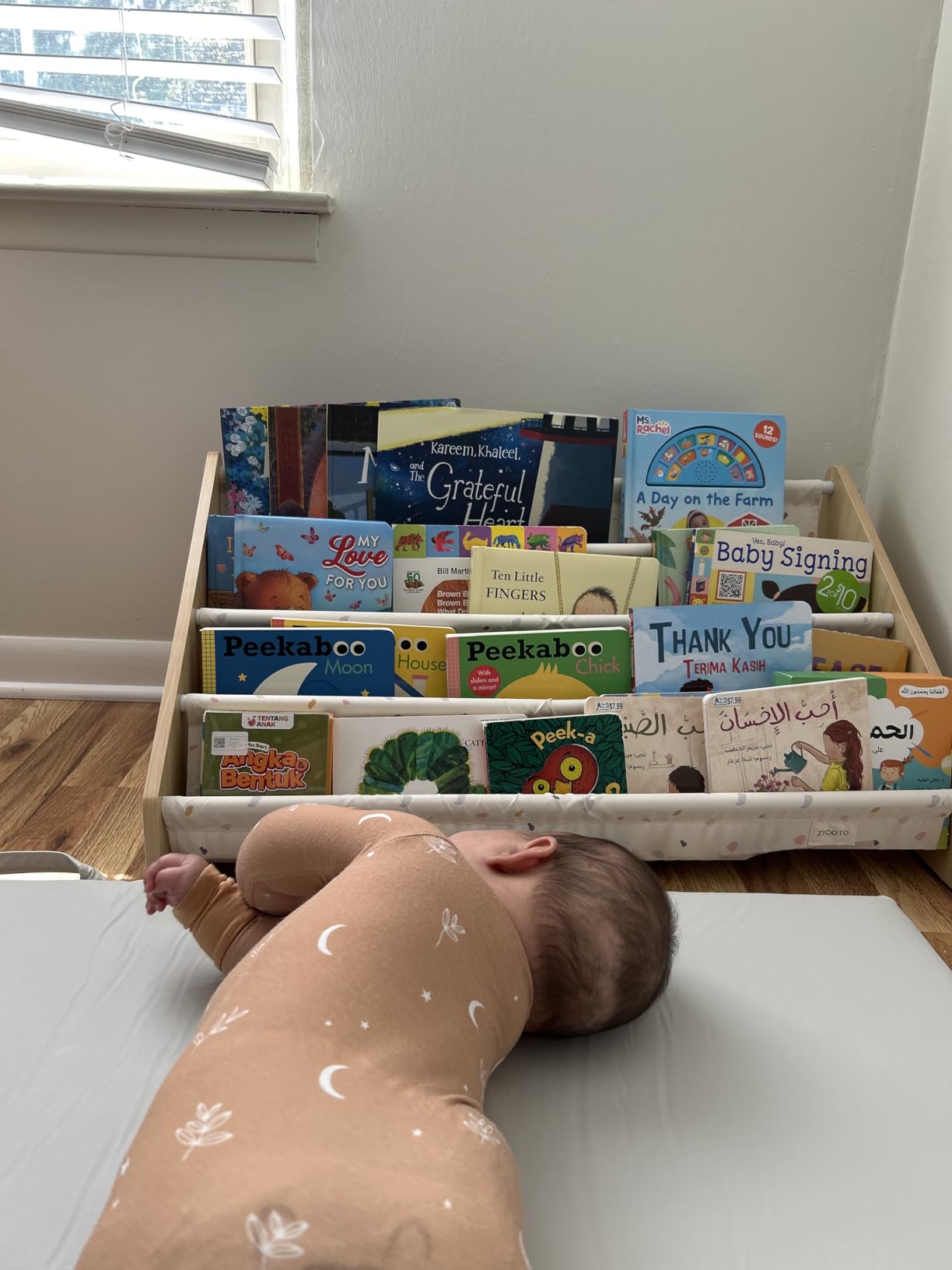 Decorative Wooden Bookshelf for Kids Rooms - Easy Install Montessori Shelf customer photo 1