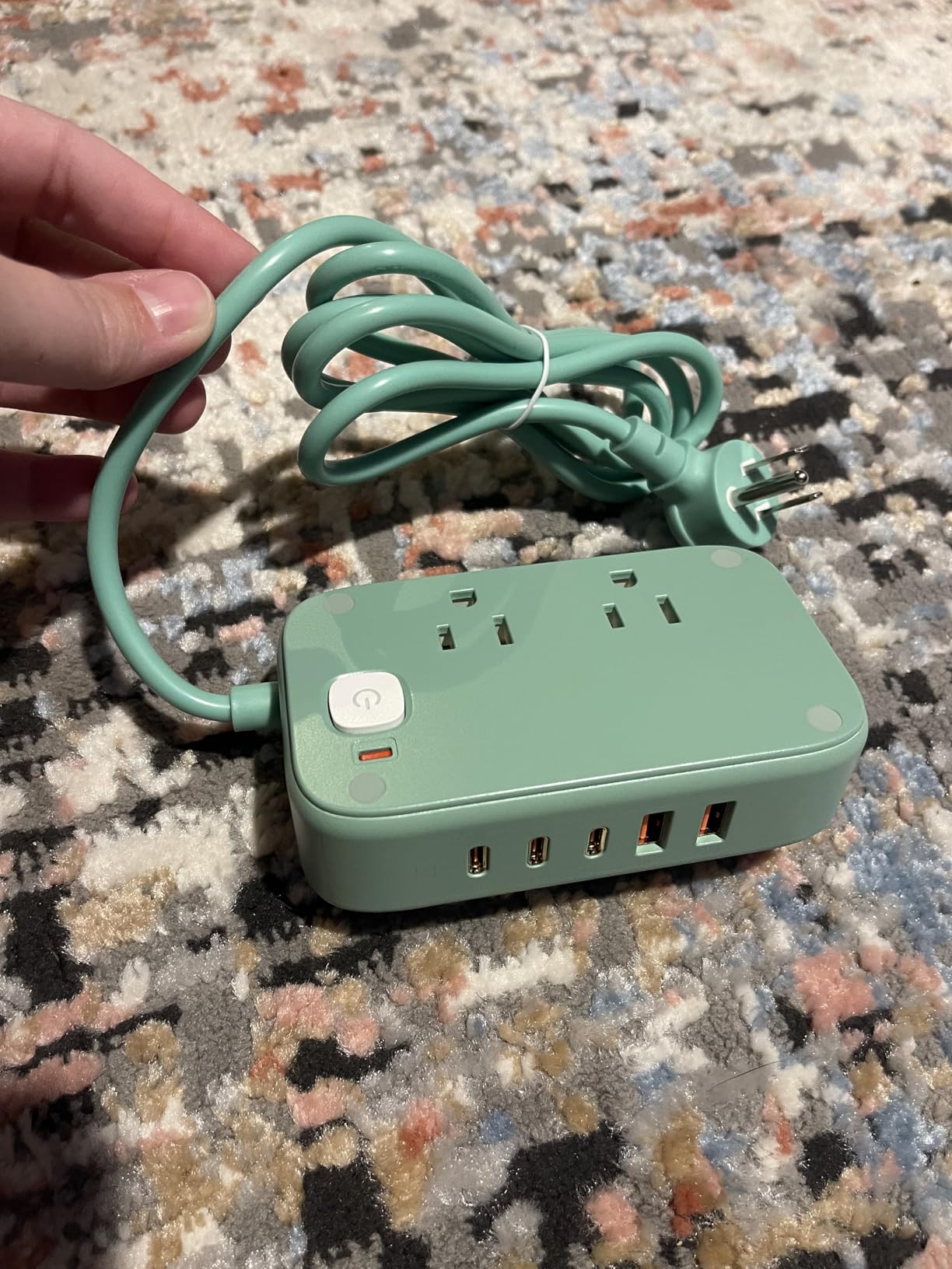 8-in-1 Travel Power Strip, 3 AC Outlets, 3 USB-C & 2 USB-A, 20W PD customer photo 1