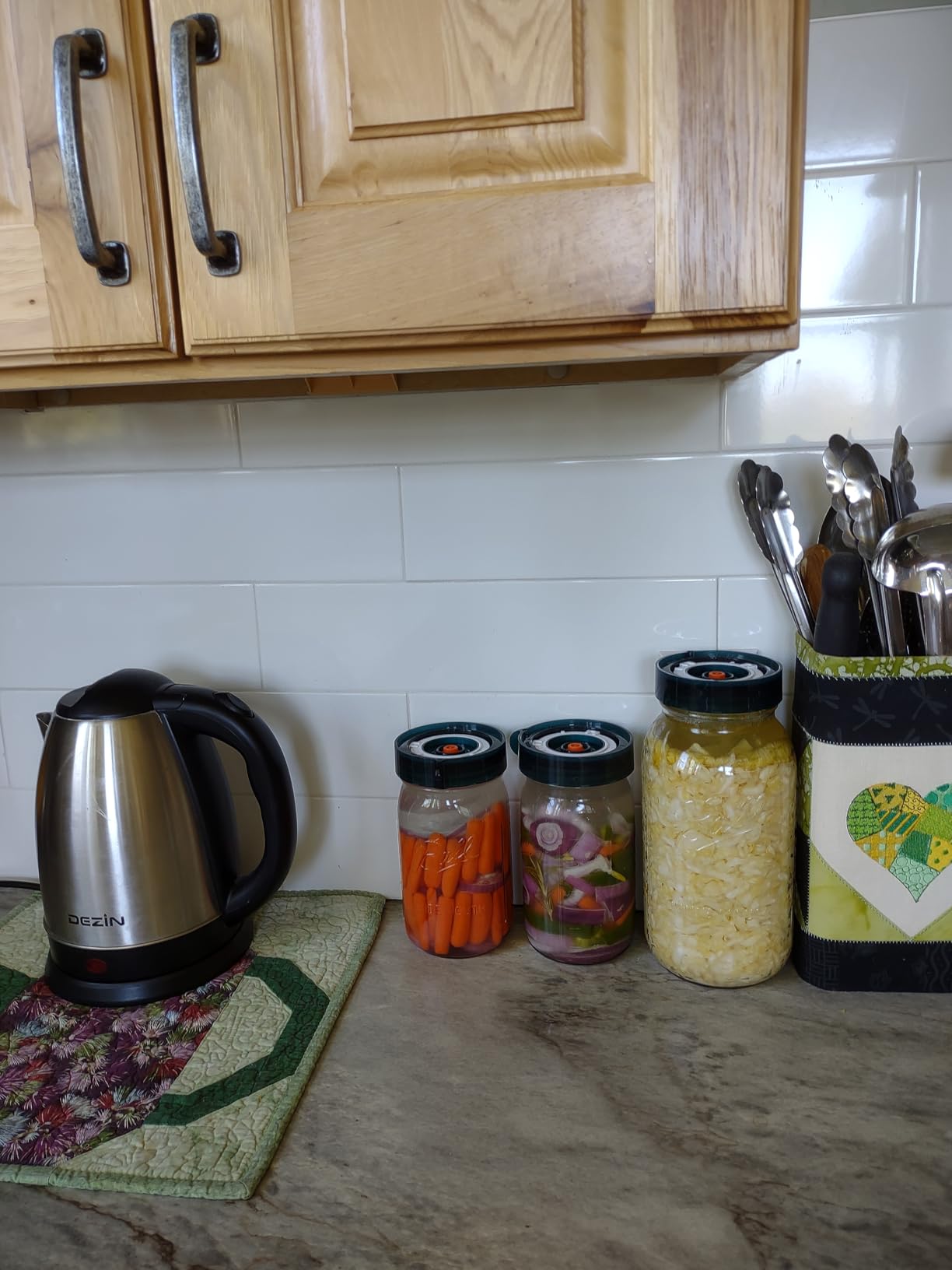 Fermentation Lids Kit, Mason Jar Airlock Lid, Fermenting Lids for Wide Mouth Mason Jars, Kimchi, Pickle, and Sauerkraut Fermentation, Pack of 4 customer photo 1