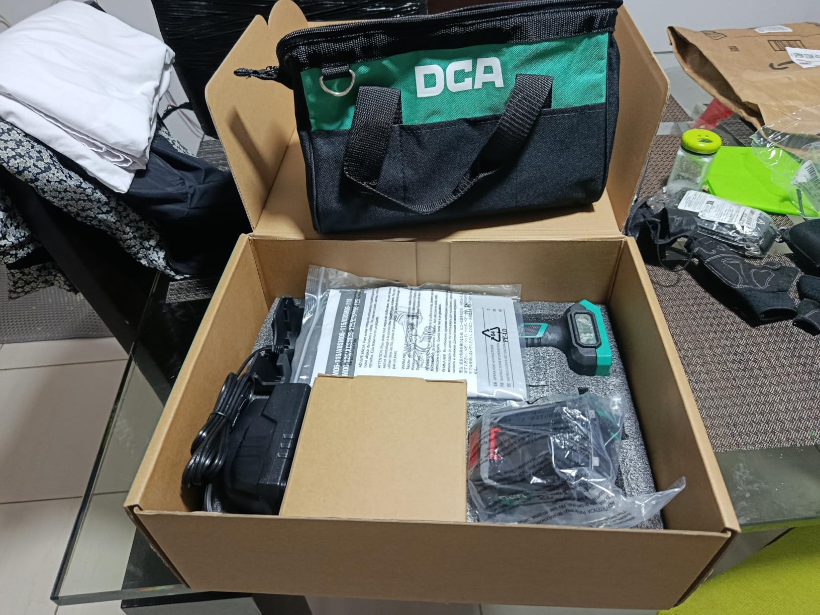 DCA Cordless Angle Grinder 4-1/2 inch, 20V Brushless Motor 8500RPM, Battery Grinder Tool-Free Guard, 4.0Ah Battery & Charger, Power Electric Cut Off Tool with 6 Discs for Cutting, Grinding, Polishing customer photo 2