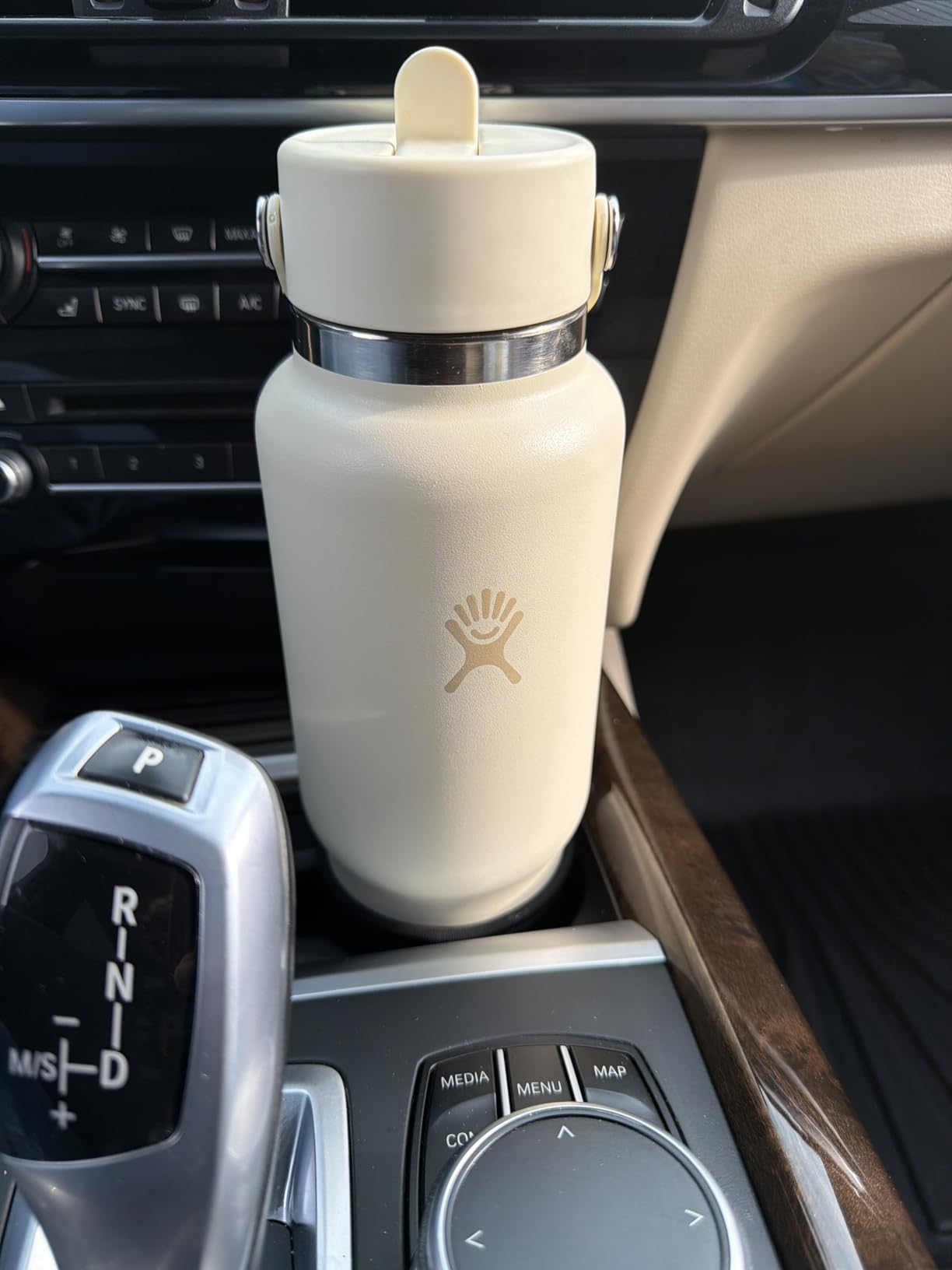 Hydro Flask Travel Water Bottle - Insulated Stainless Steel - Wide Straw Lid, Non Spill, Leakproof in 32 Oz Black customer photo 1