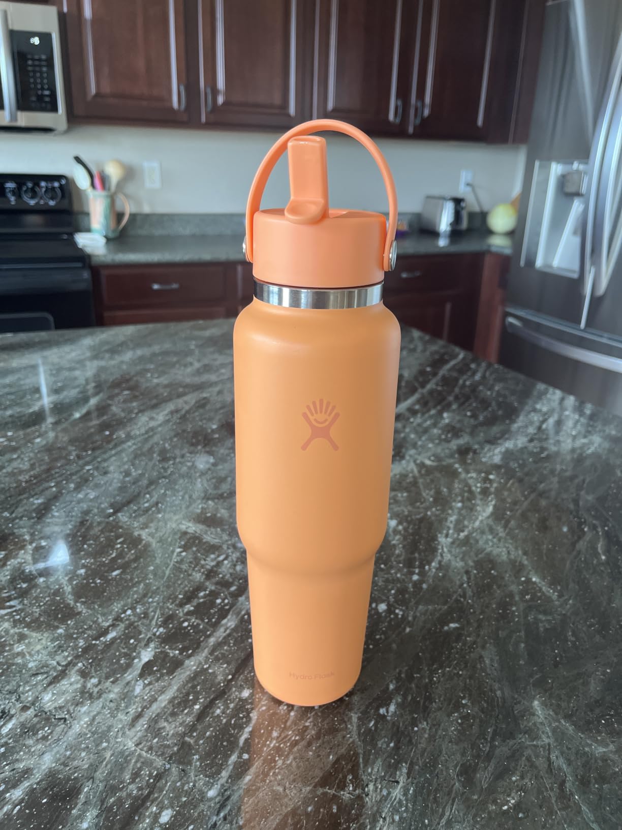Hydro Flask Travel Water Bottle - Insulated Stainless Steel - Wide Straw Lid, Non Spill, Leakproof in 32 Oz Black customer photo 2