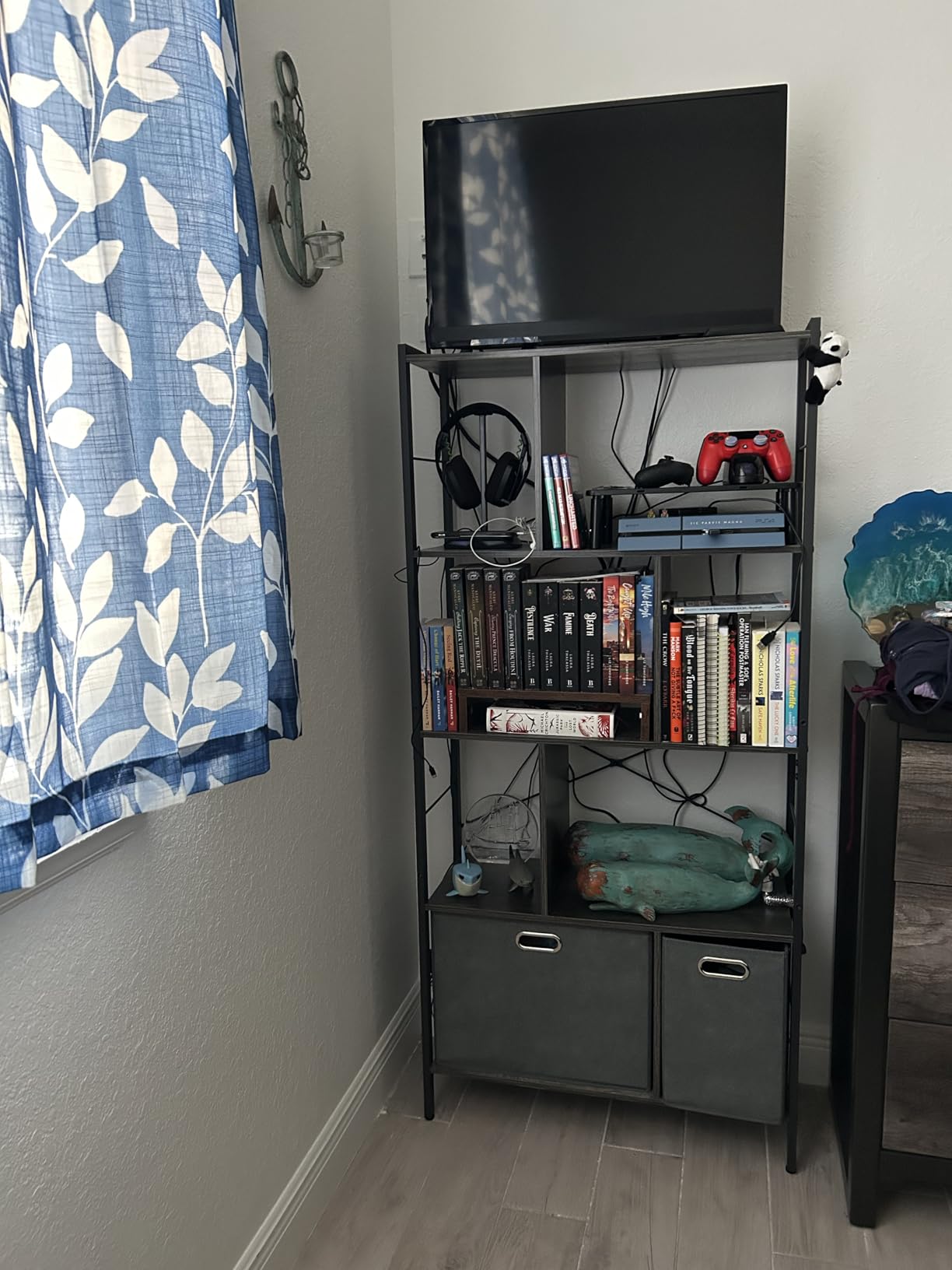 Armocity Bookshelf with Drawers - 5 Tier Tall Bookcase Geometric Modern Book Shelf Display Standing Bookshelves with Storage for Living Room, Bedroom Home Office, Black customer photo 1