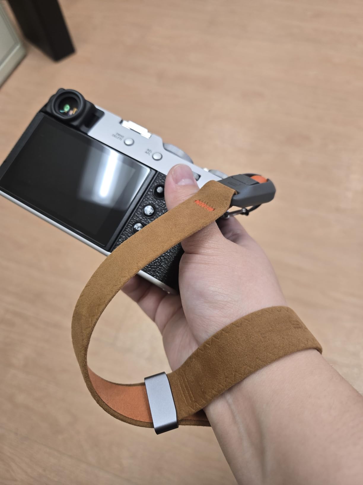 PGYTECH Camera Wrist Strap Air for Photographers, Quick Release Safety, Deep Grey customer photo 1