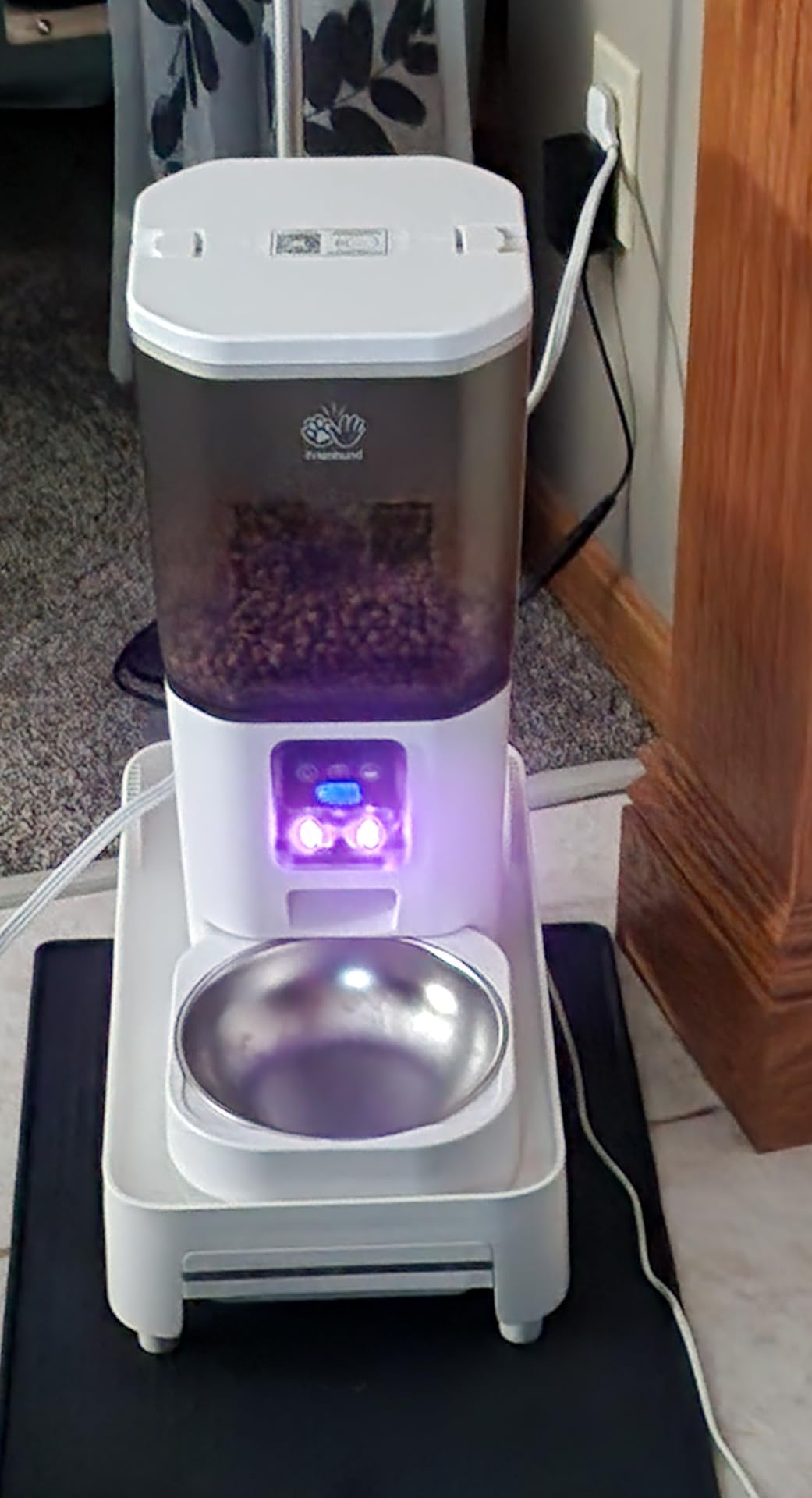 Frienhund Automatic Cat Feeder with 2K Camera: 5G WiFi Automatic Dog Feeder with Night Vision,Cat Food Dispenser with 7L Large Food Storage Container for Multiple Pet,Detachable for Easy Clean -29 Cup customer photo 1
