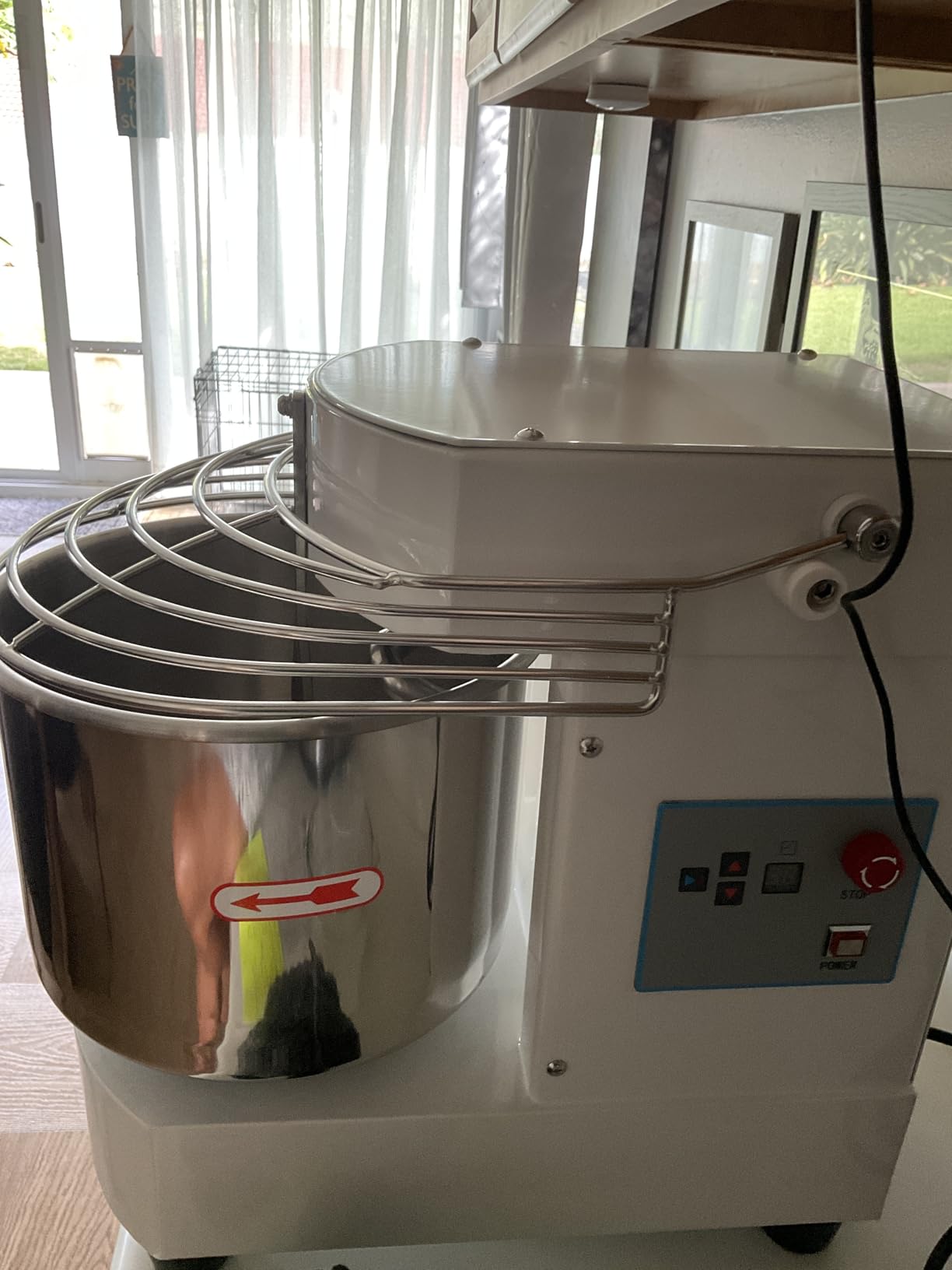 GarveeTech Commercial Food Mixer, 10.5 Qt Touch Screen Dough Mixer Machine with Timer, Security Shield, 650W Dual Rotating Dough Kneading Machine Food-grade Stainless Steel Bowl for Restaurant Bakery customer photo 1