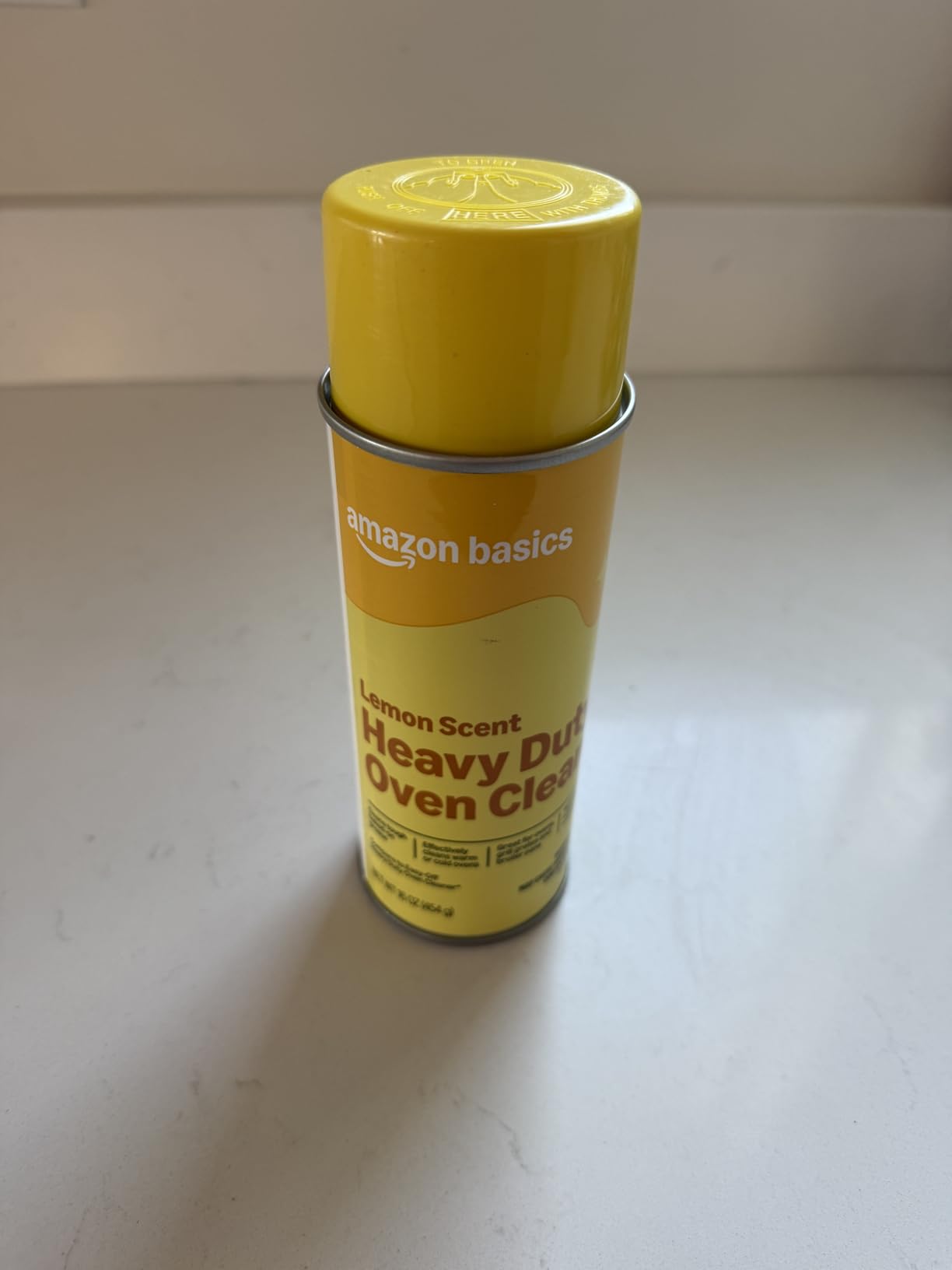 Amazon Basics Heavy Duty Oven Cleaner, Lemon Scented, 16 oz, Pack of 1 customer photo 2
