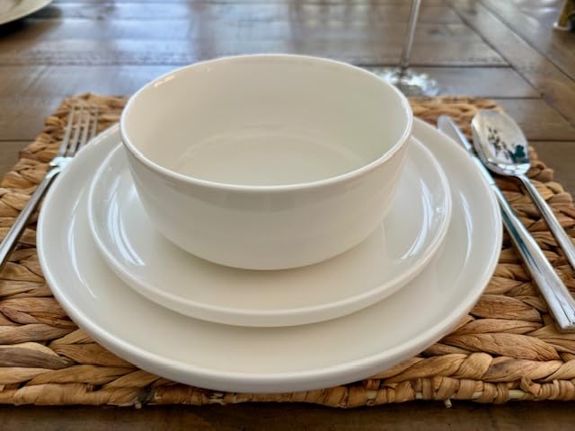MALACASA 18 Pcs Porcelain Plates and Bowls Sets, Dinnerware Set for 6, White | Modern Ceramic Dishware, Kitchen Dining Ware, Microwave and Dishwasher Safe, Simple Solid White Design, Series LUNA customer photo 1