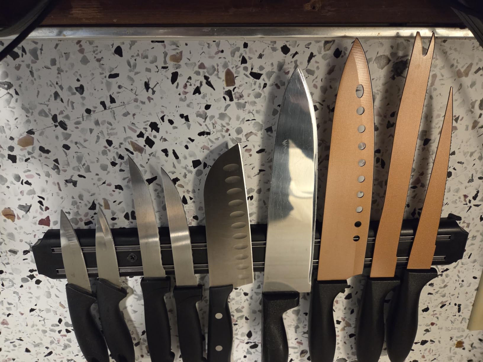 Magnetic Knife Holder,15 Inch Magnetic Knife Storage Strip,Knife Bar Block Magnet,Kitchen Utensil Holder,Tool Holder,Multipurpose Magnetic Knife Rack customer photo 1