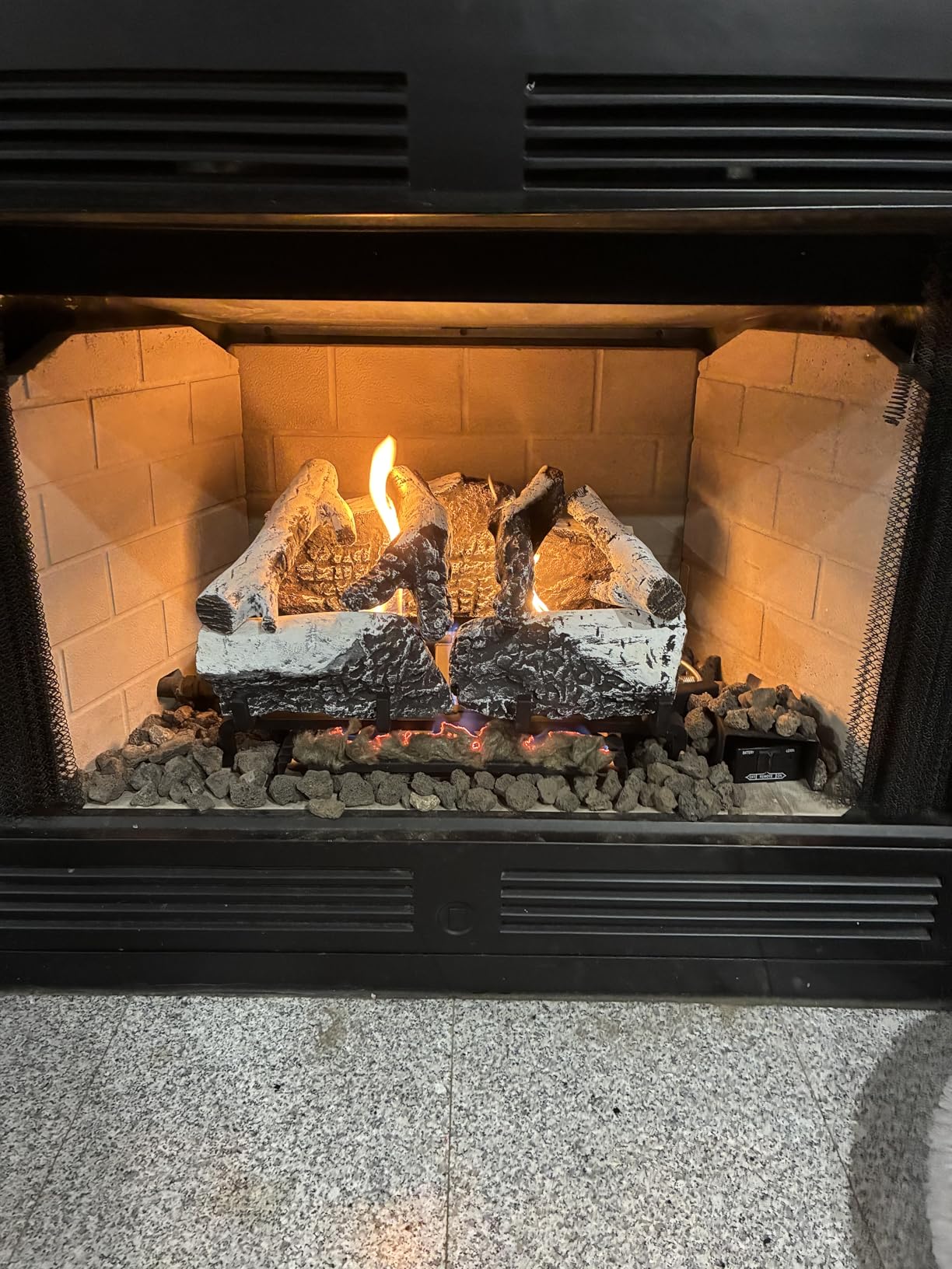 18-24 Inch Ventless Fireplace Logs Set with Remote Control, Only Used for Liquid Propane,Heats up to 36000BTU (Liquid Propane Fireplace Oak, 18Inch) customer photo 1