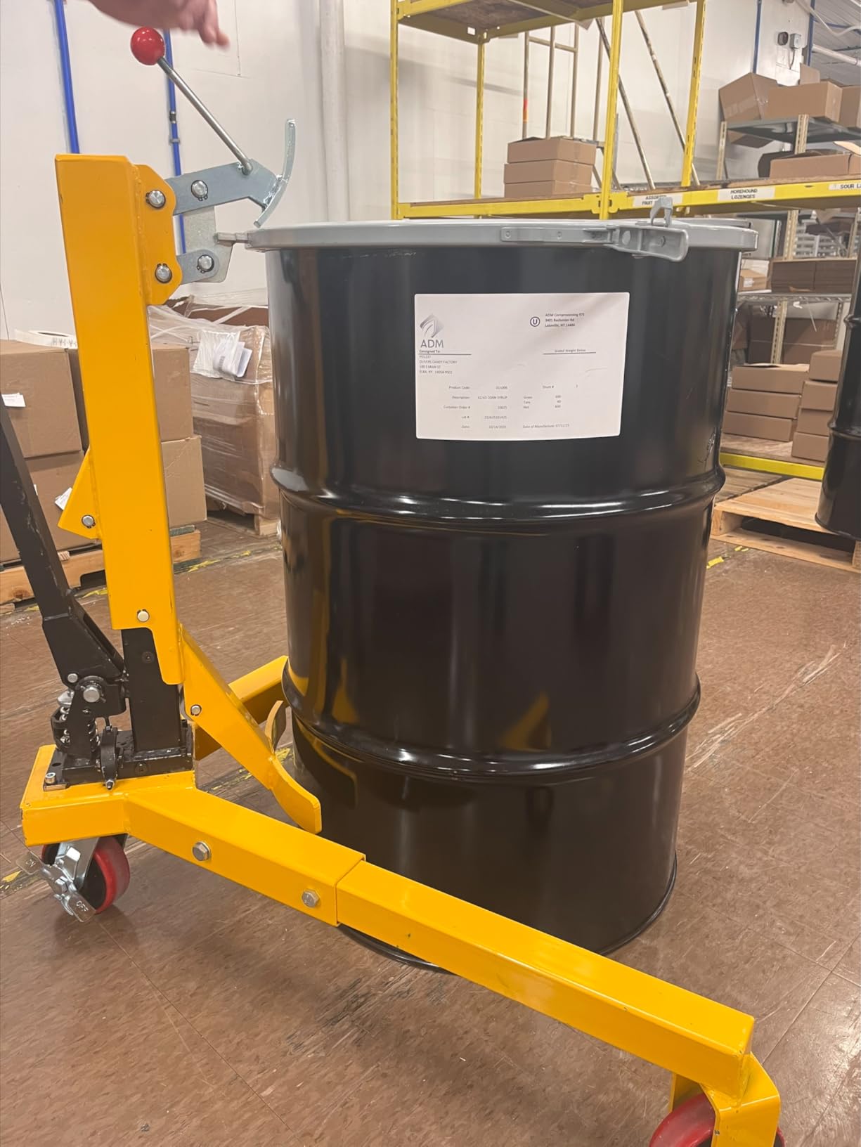 Manual Hydraulic Oil Drum Truck, 55 Gallon Drum Dolly, Oil Drum Lifter, 770lbs Capacity Oil Drum Cart, Poly-on-Steel Wheels with Brake, Oil Barrel Drum Roller Cart, Orange, Trolley customer photo 2