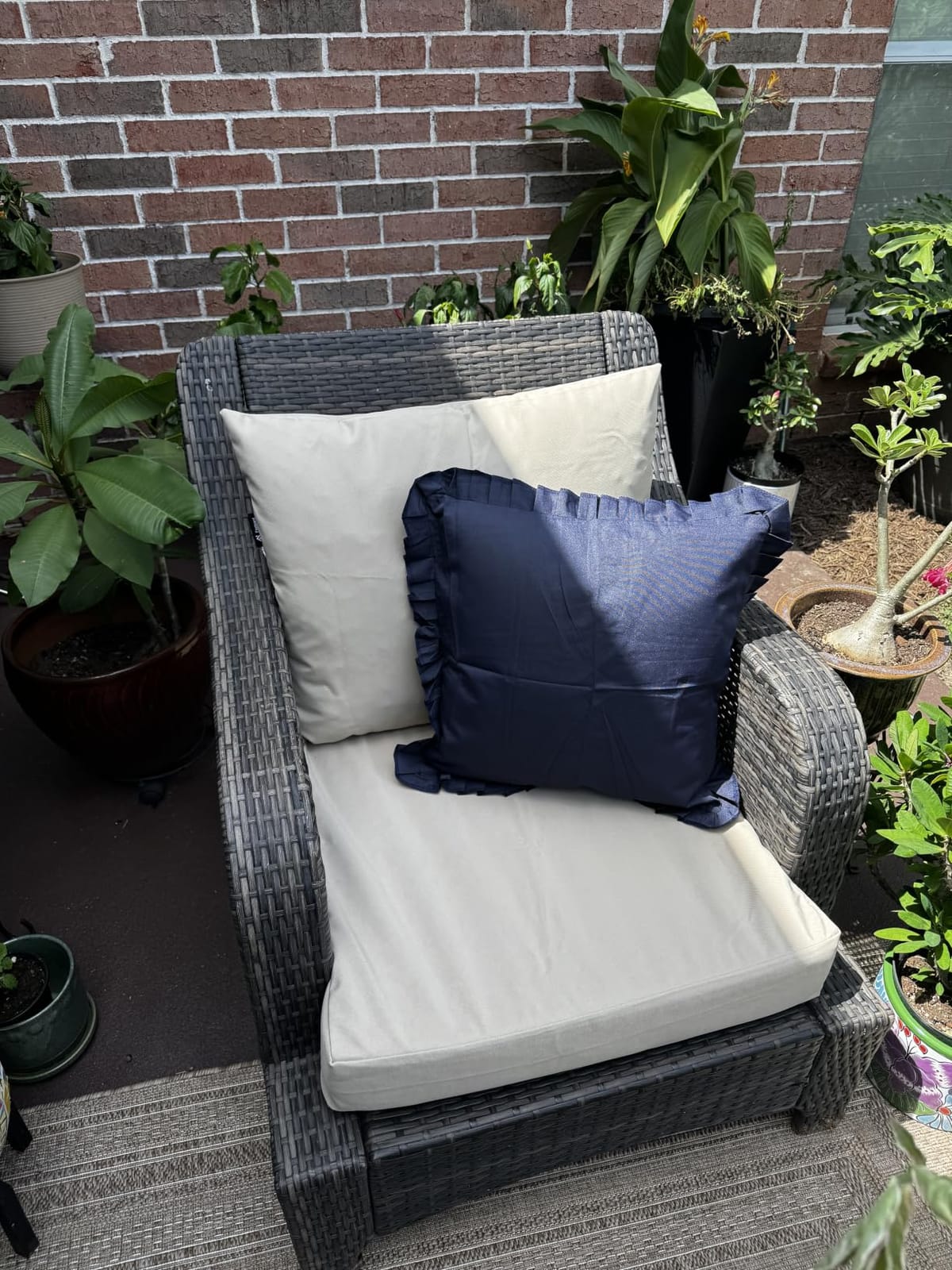 Favoyard Outdoor Patio Seat Cushions Set, 22 x 24 Inch, Waterproof, Beige customer photo 2